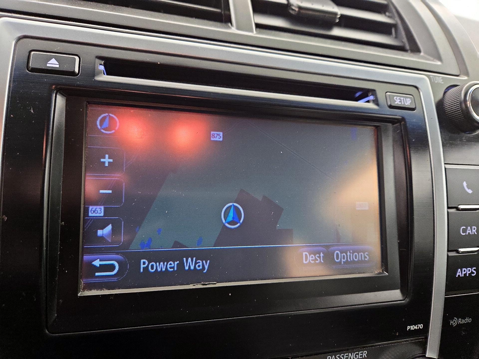 Thumbnail: 2014 Toyota Camry - 14