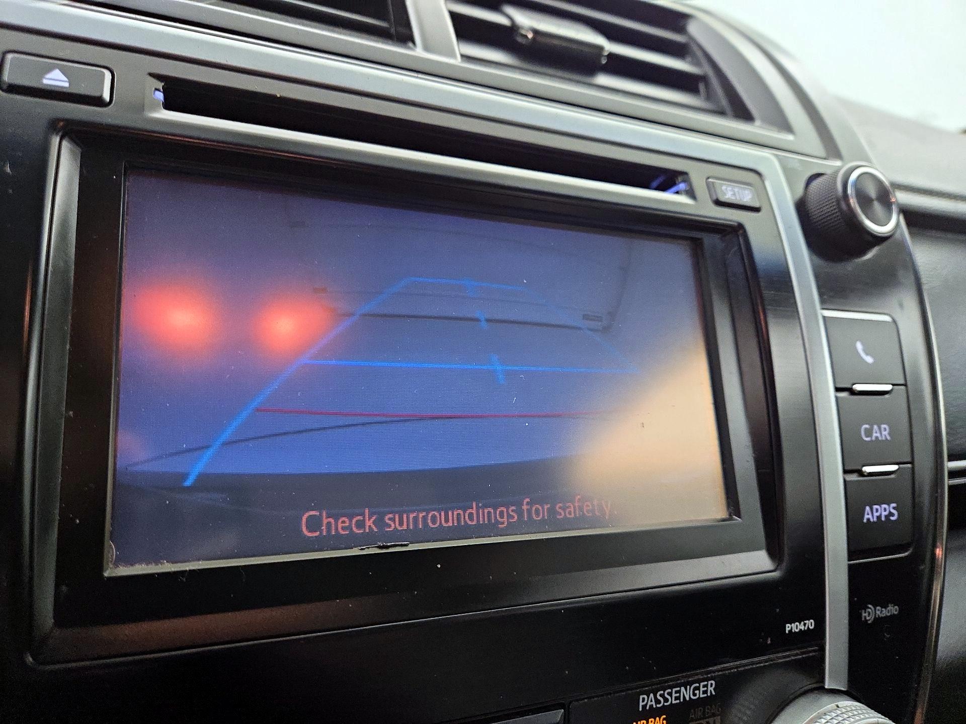 Thumbnail: 2014 Toyota Camry - 15