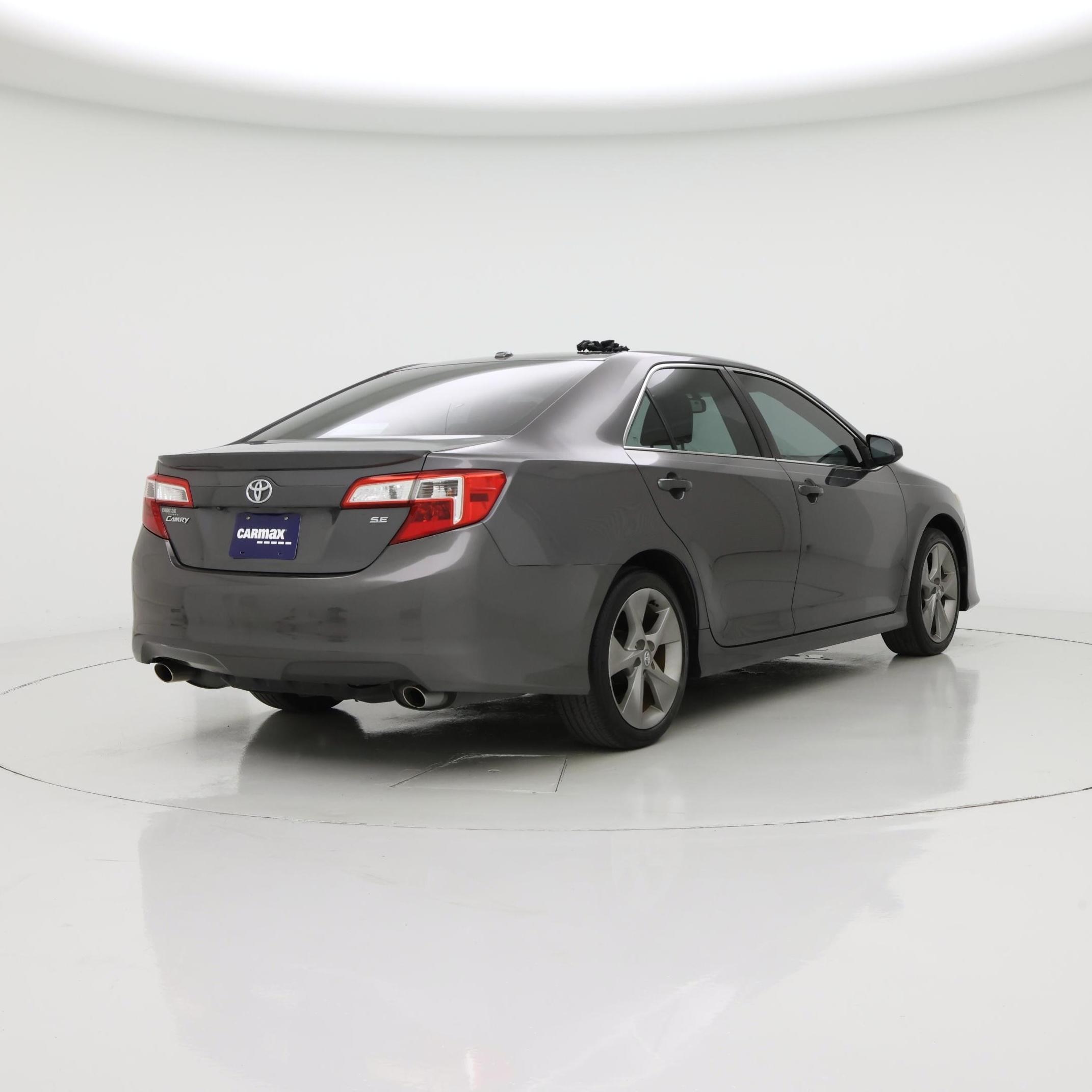 Thumbnail: 2014 Toyota Camry - 8