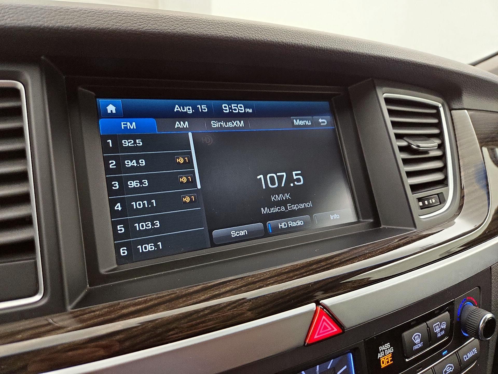Thumbnail: 2016 Hyundai Genesis - 16