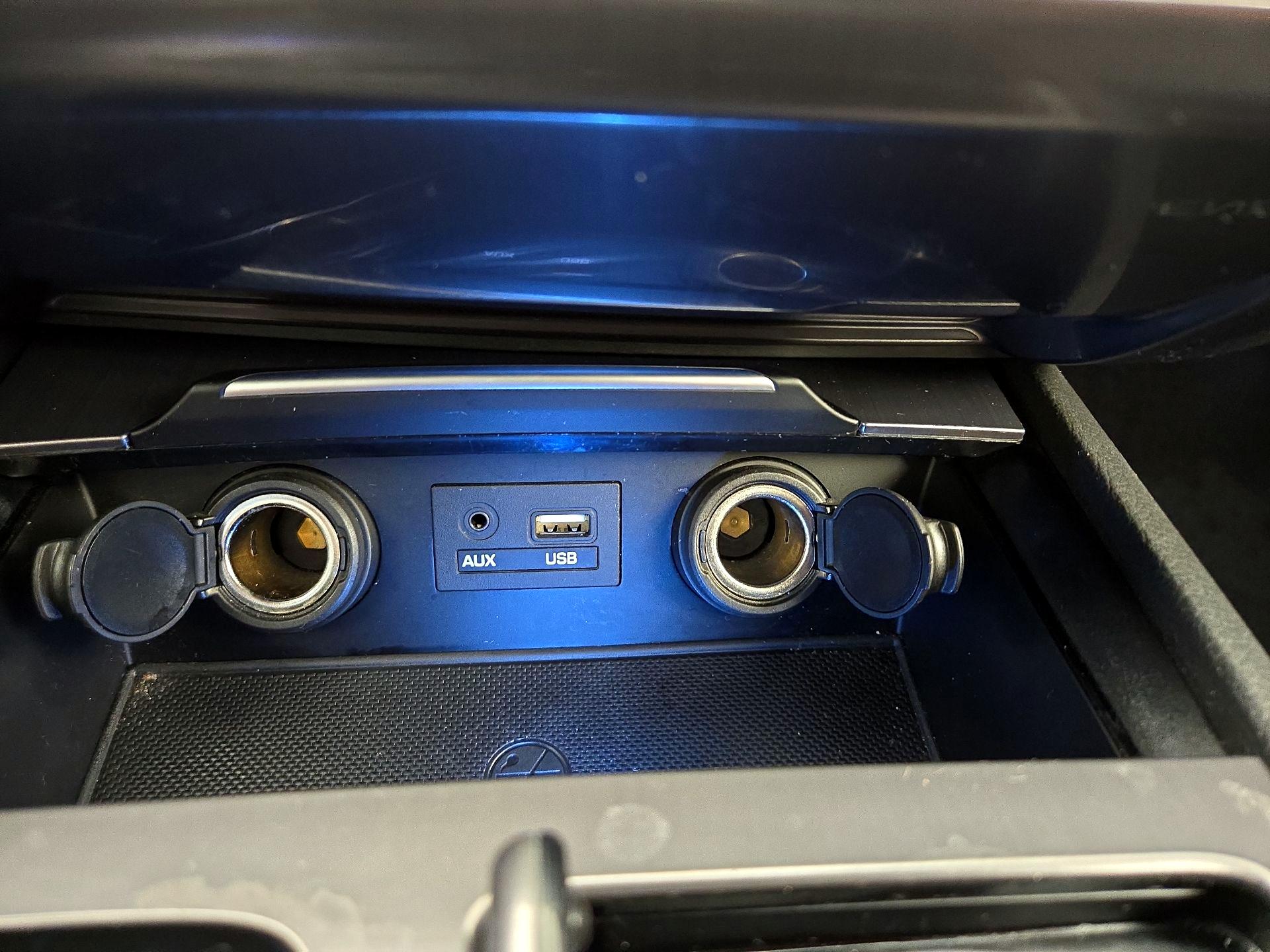 Thumbnail: 2016 Hyundai Genesis - 19