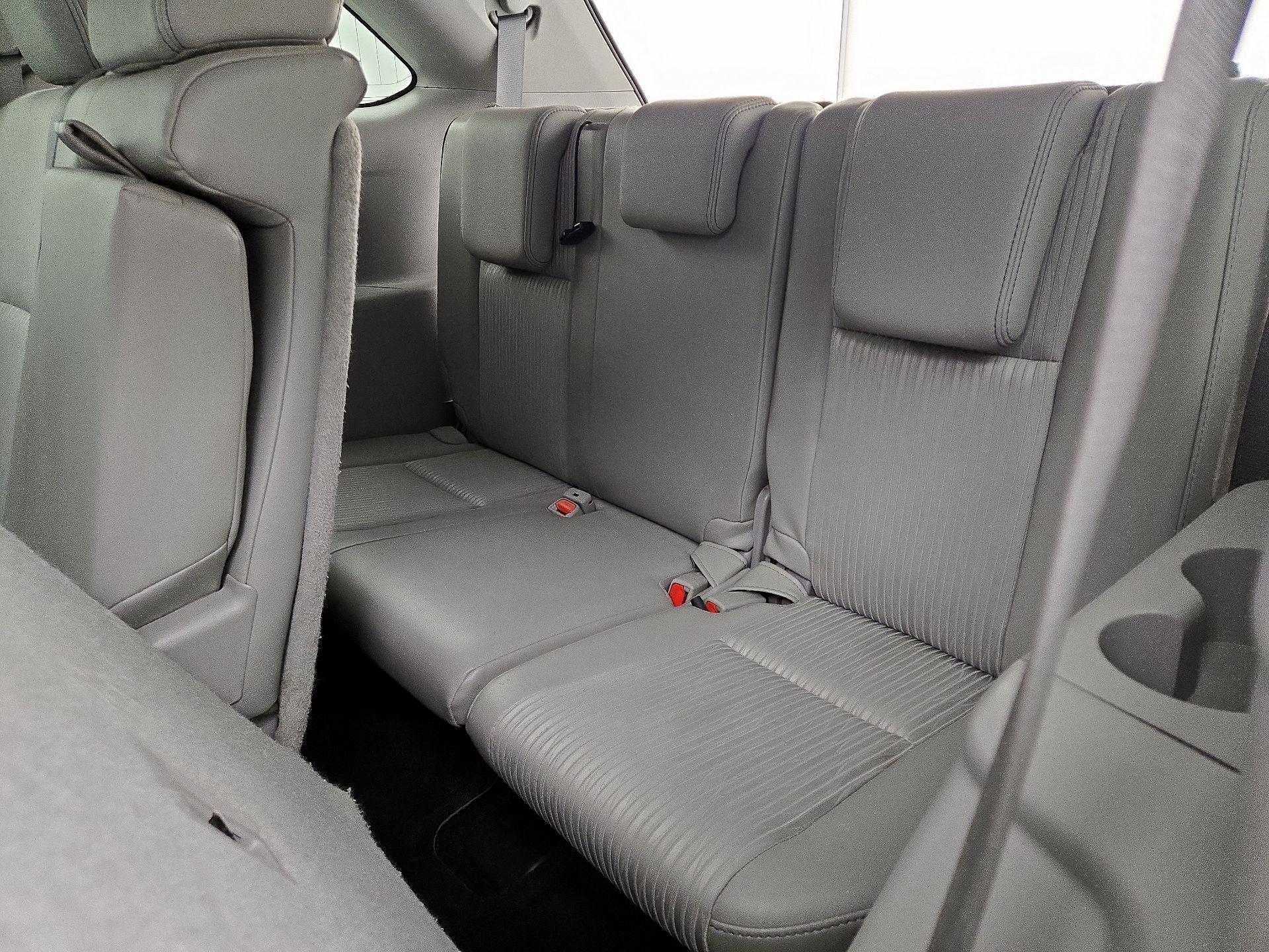 Thumbnail: 2015 Toyota Highlander - 20