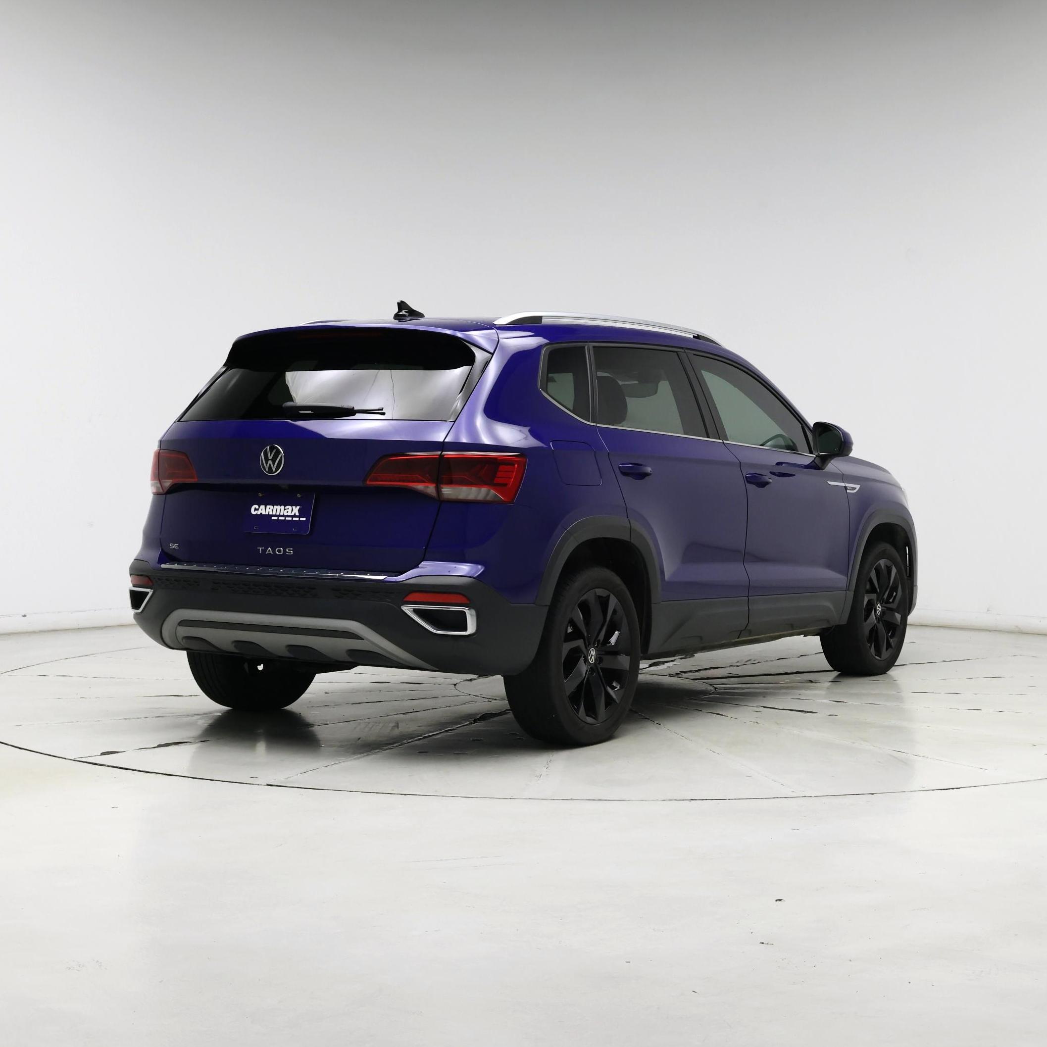 Thumbnail: 2022 Volkswagen Taos - 8