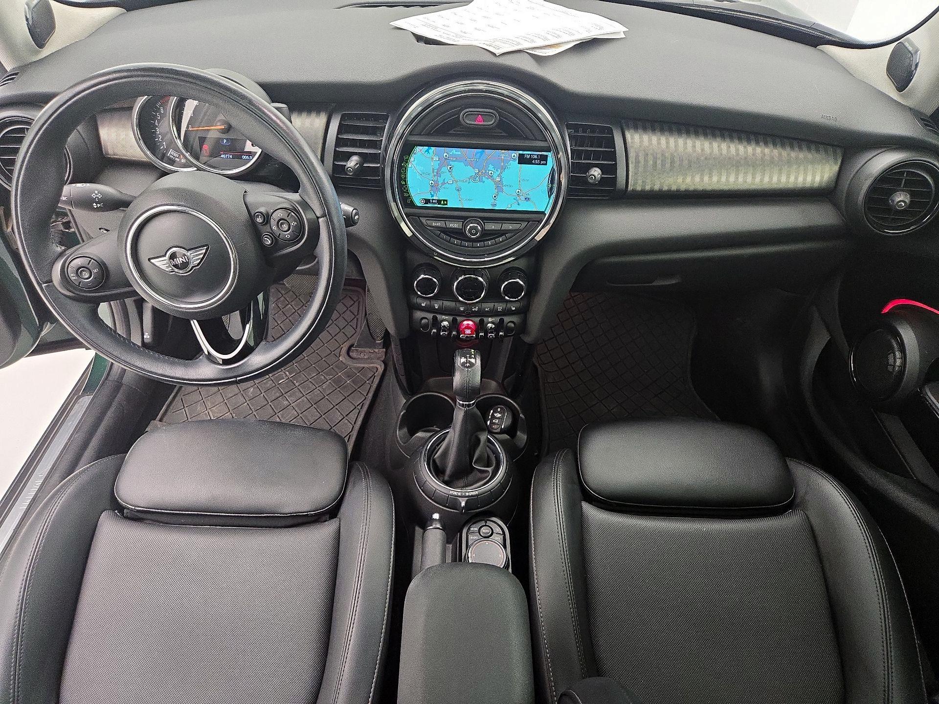 Thumbnail: 2016 MINI Cooper Hardtop - 9