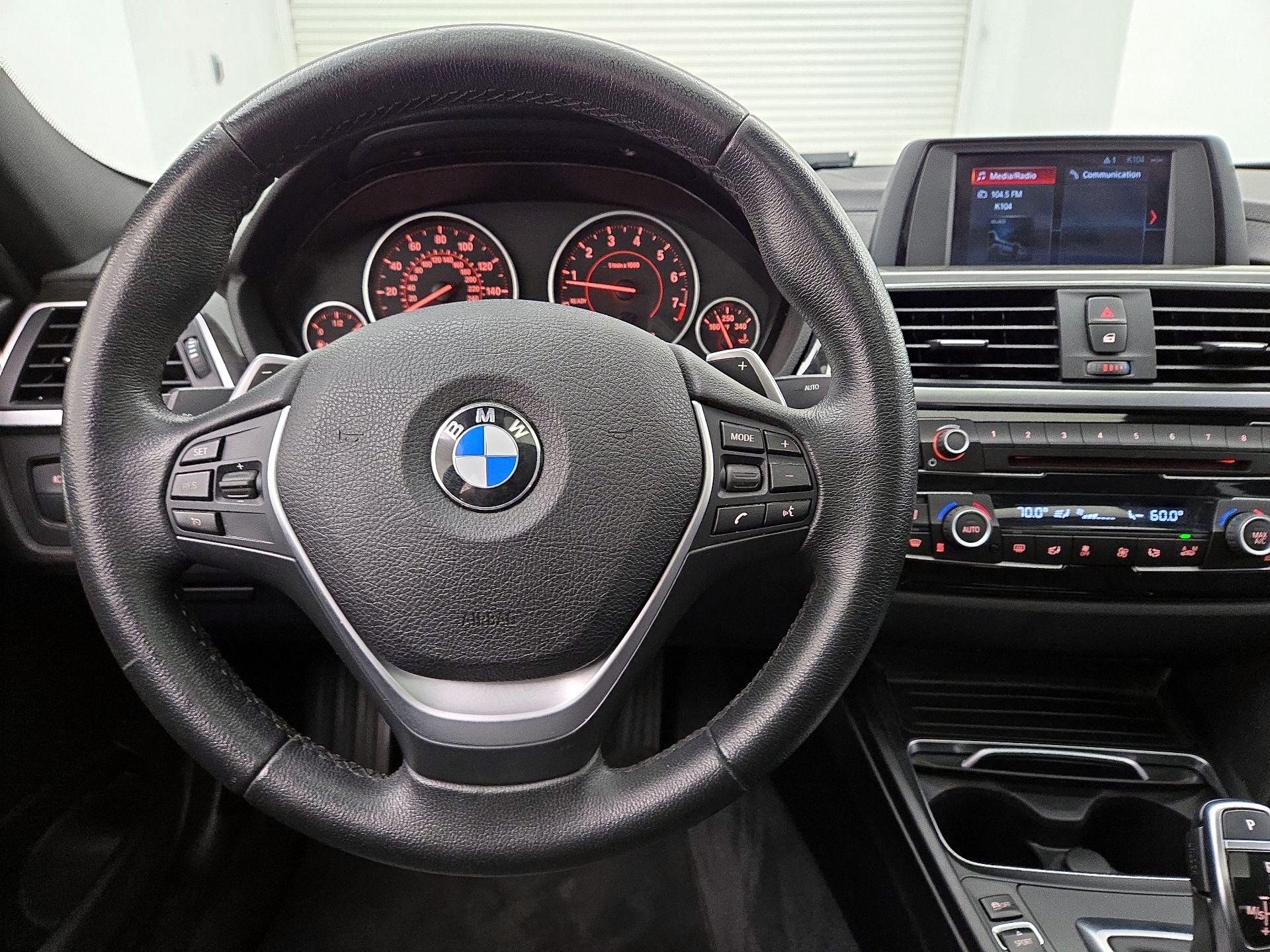 Thumbnail: 2018 BMW 3 Series - 10
