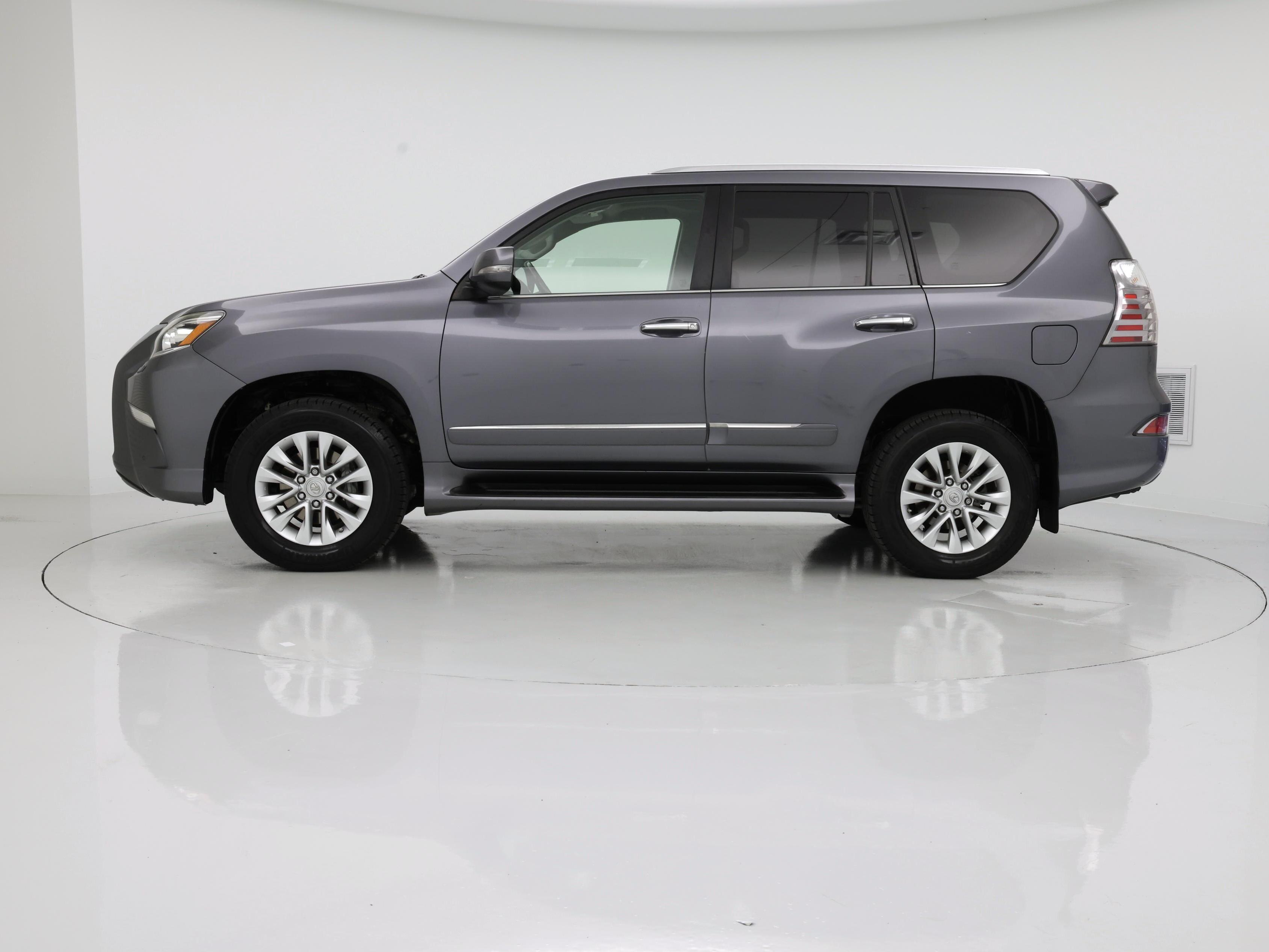 Thumbnail: 2017 Lexus GX - 3