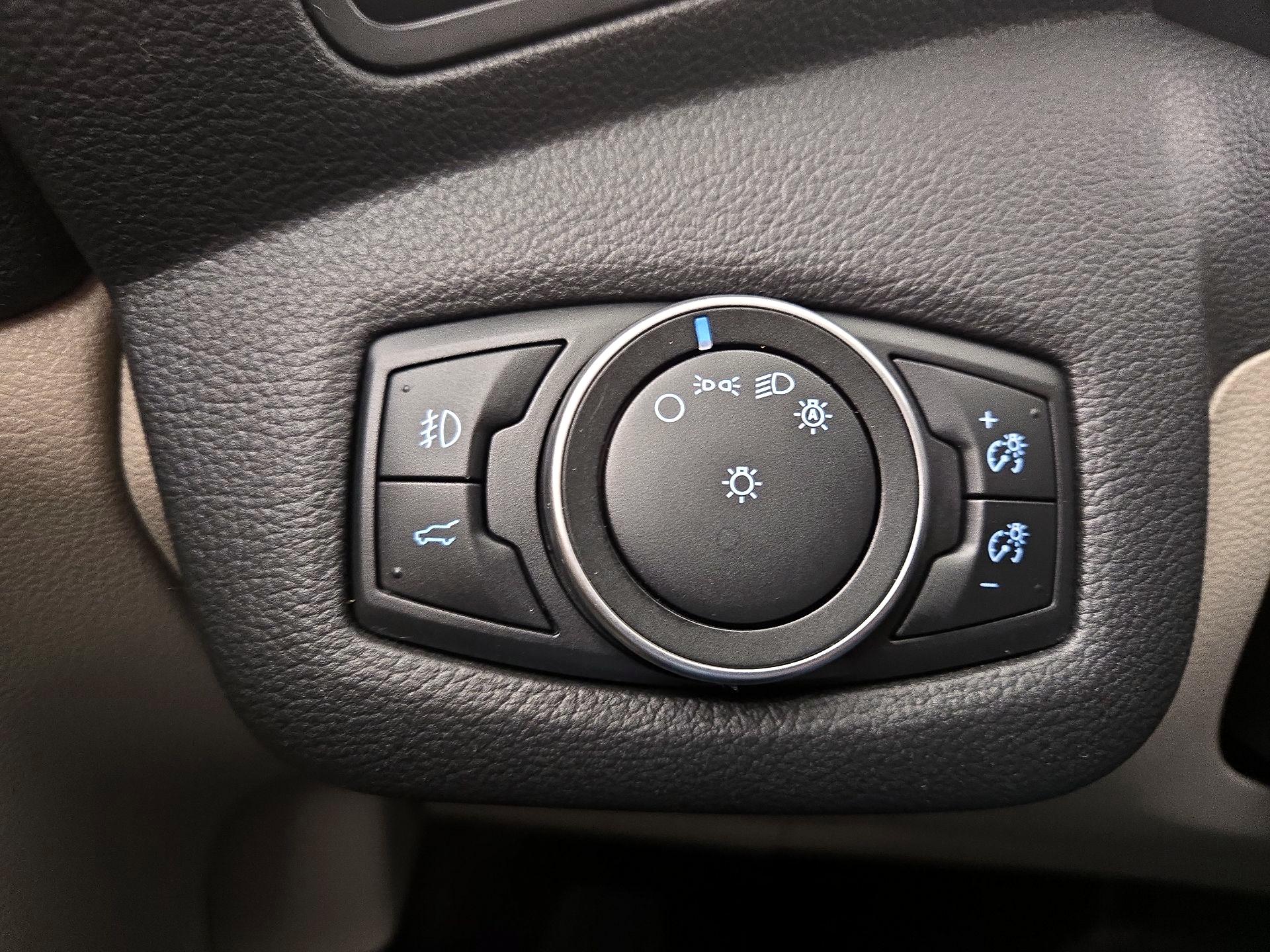 Thumbnail: 2018 Ford Escape - 13