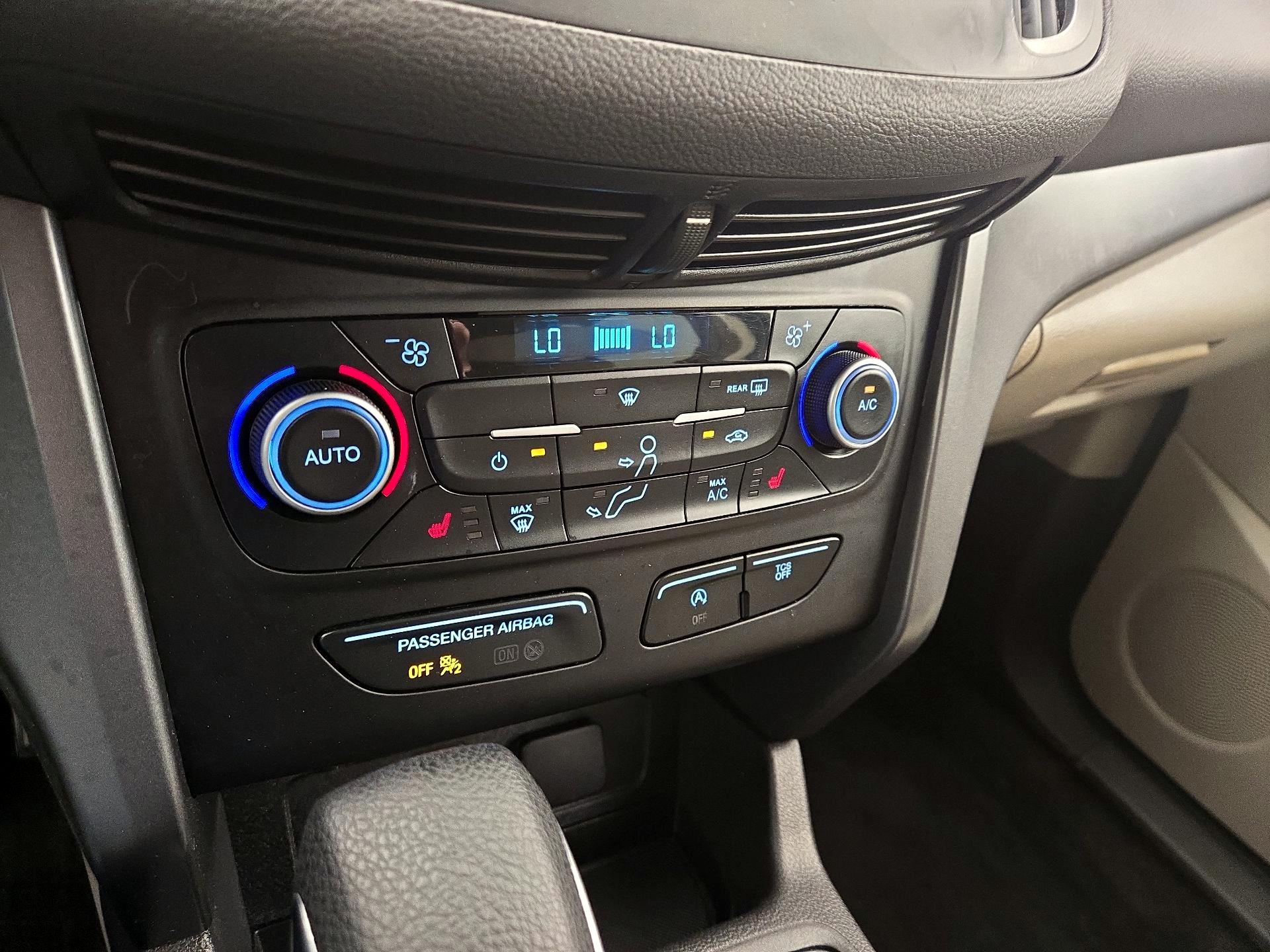 Thumbnail: 2018 Ford Escape - 16