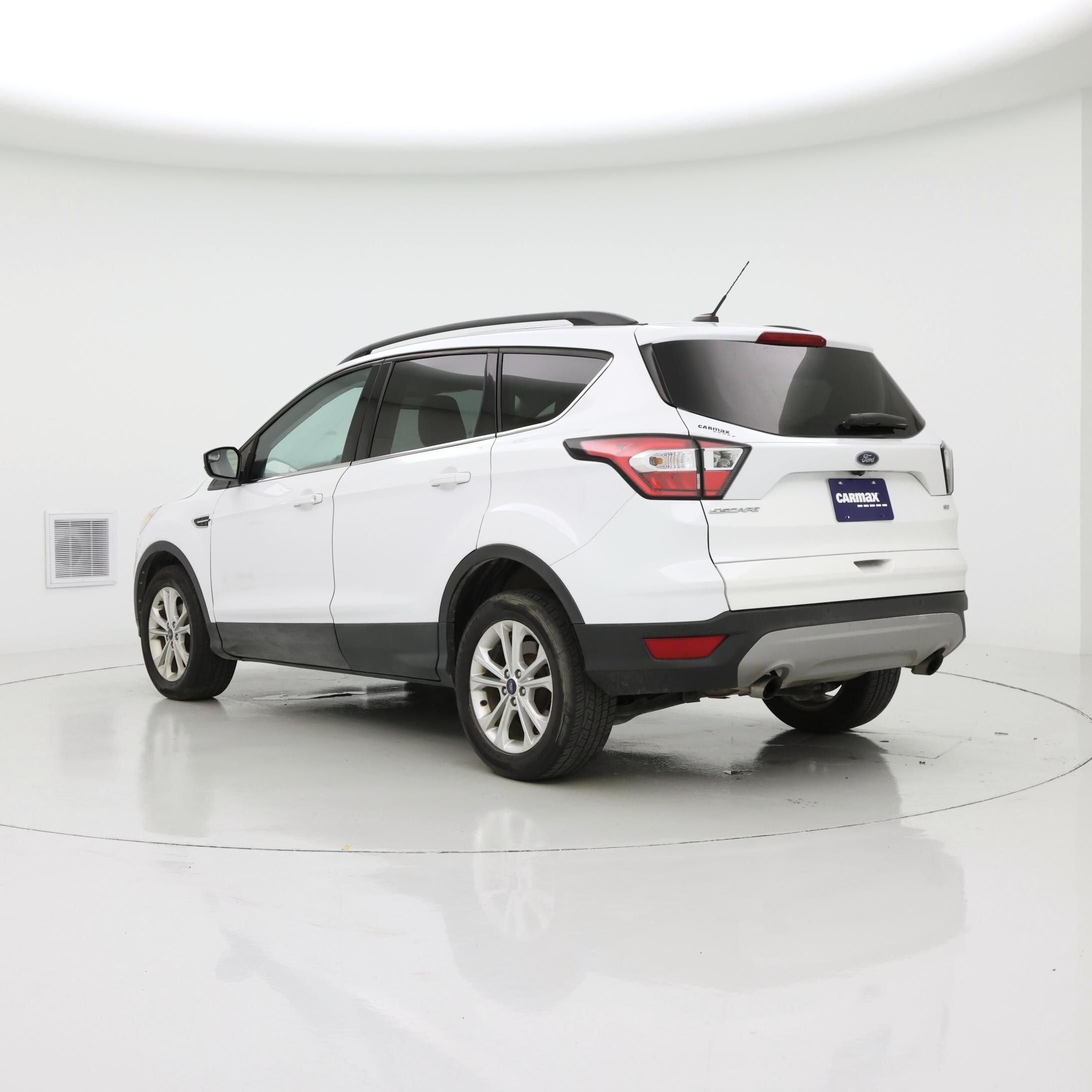 Thumbnail: 2018 Ford Escape - 2