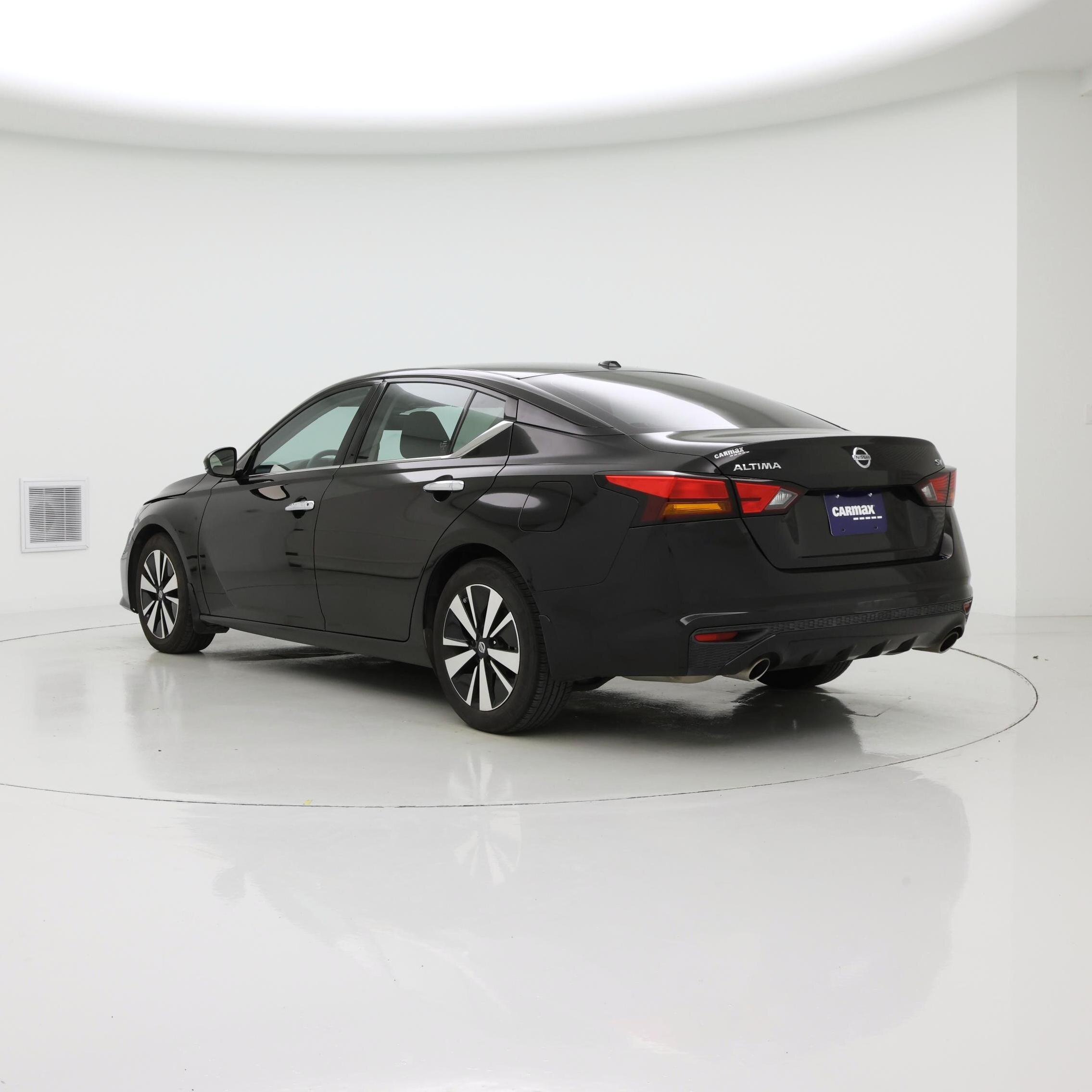 Thumbnail: 2020 Nissan Altima - 2