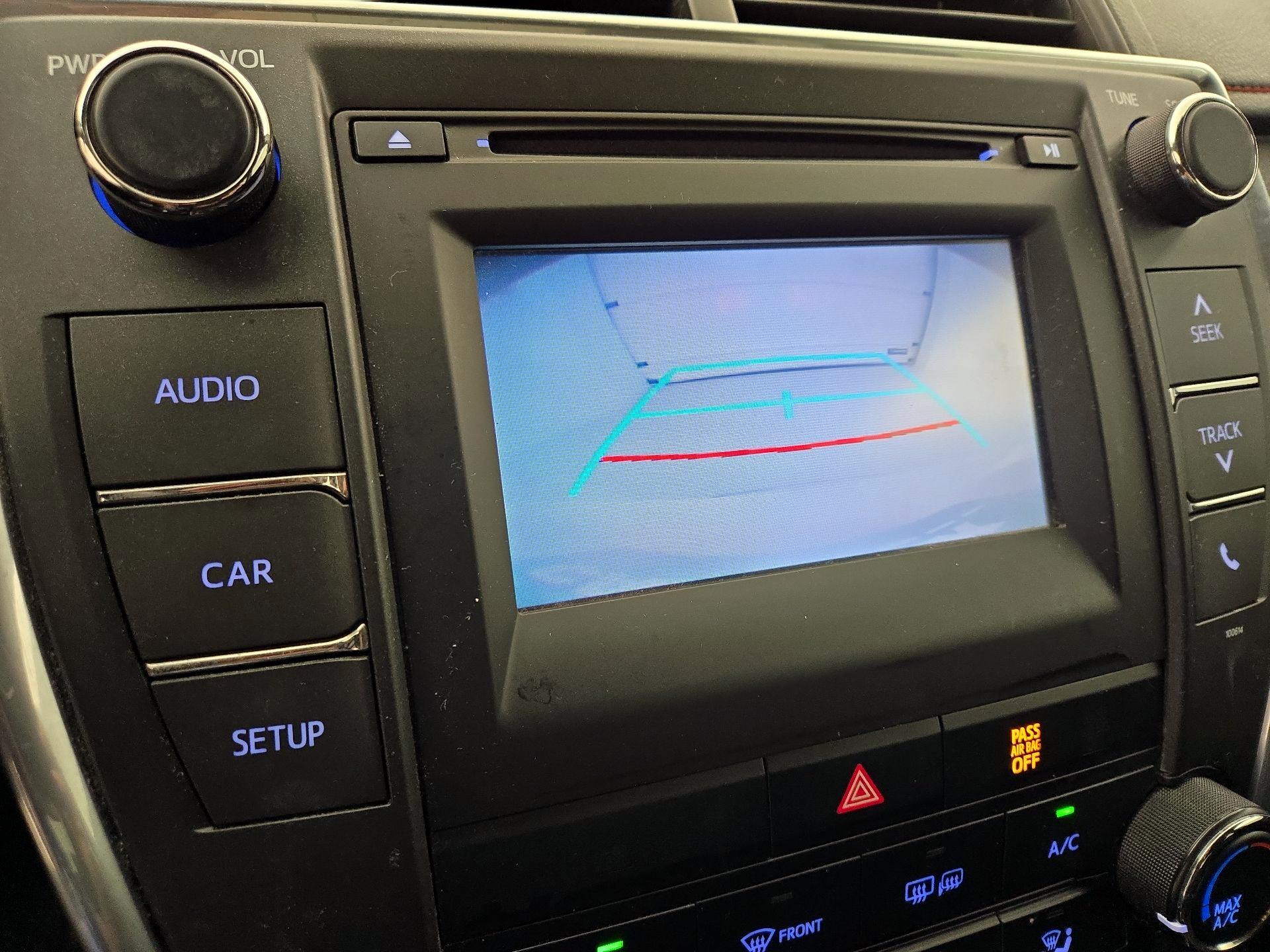 Thumbnail: 2016 Toyota Camry - 14