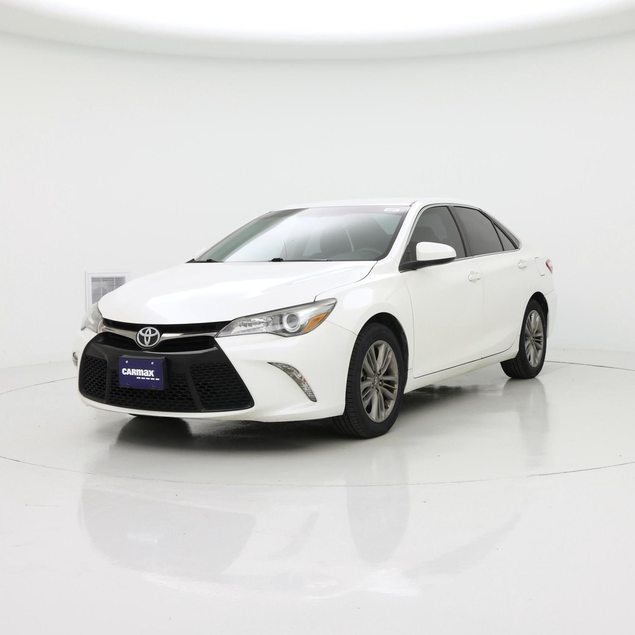 Thumbnail: 2016 Toyota Camry - 4