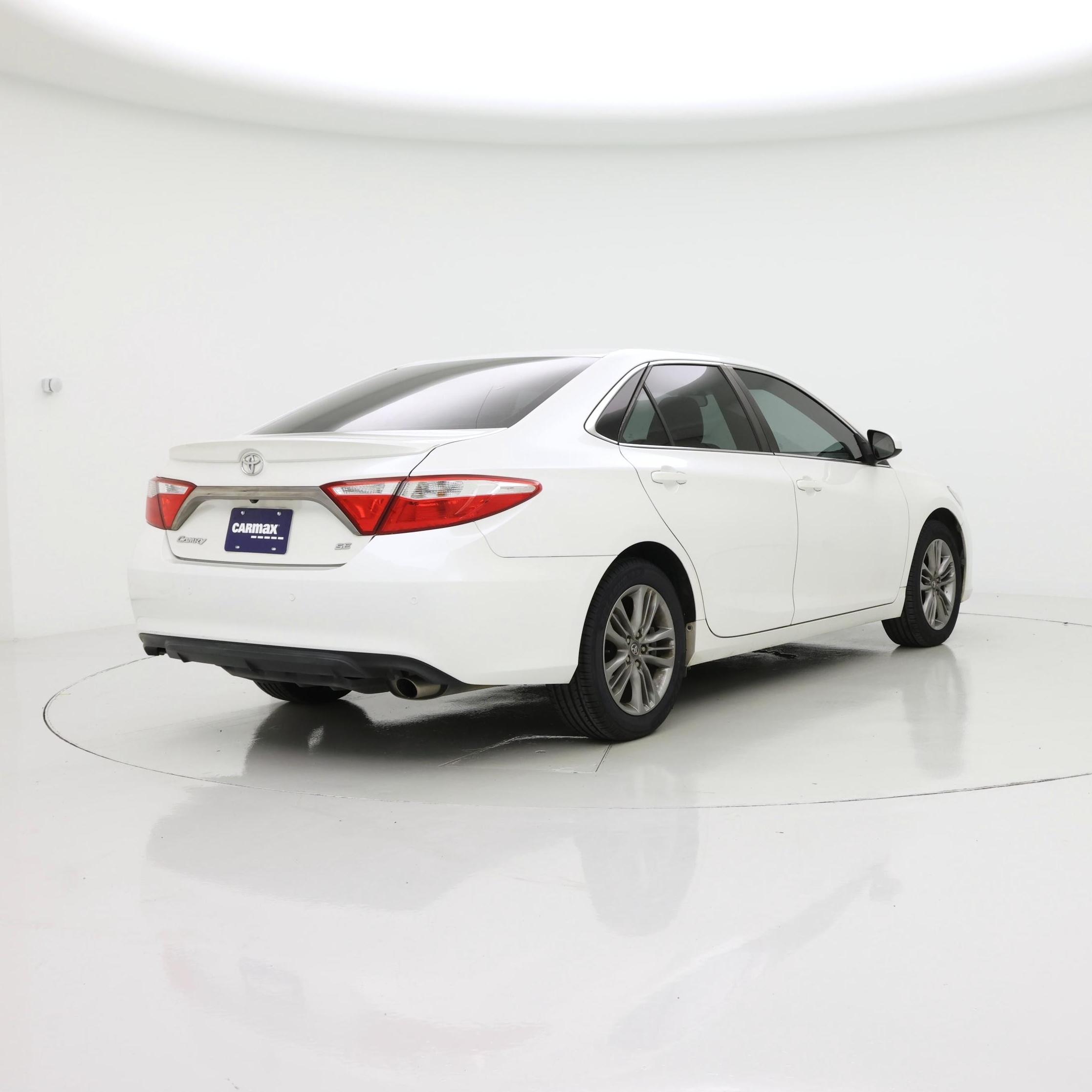 Thumbnail: 2016 Toyota Camry - 8