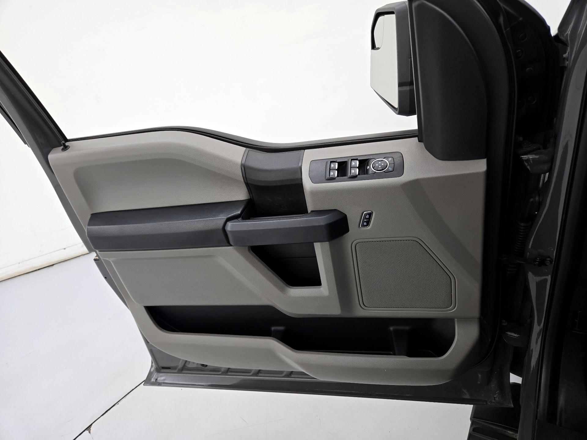 Thumbnail: 2018 Ford F-150 - 12