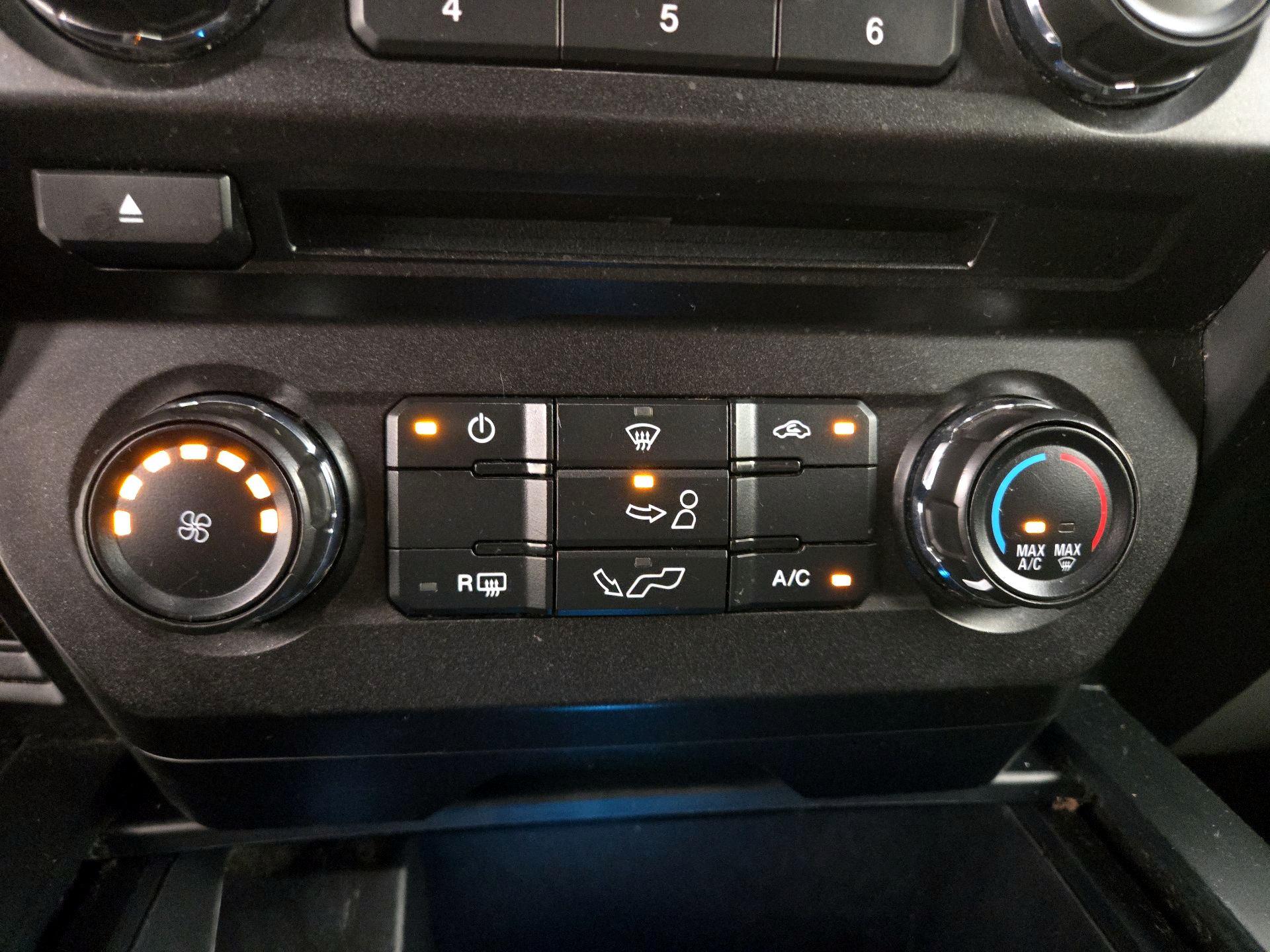 Thumbnail: 2018 Ford F-150 - 16