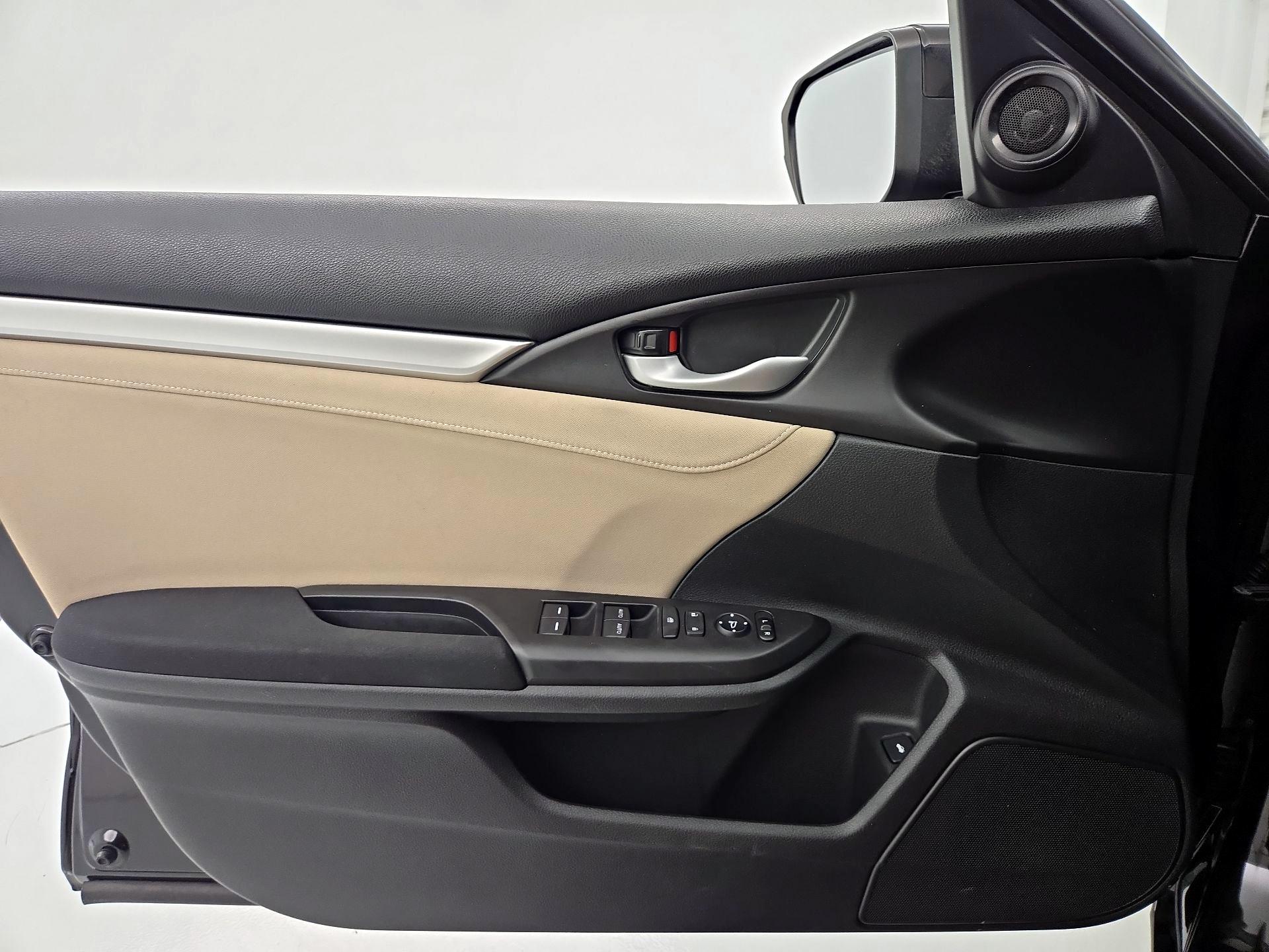 Thumbnail: 2018 Honda Civic - 12