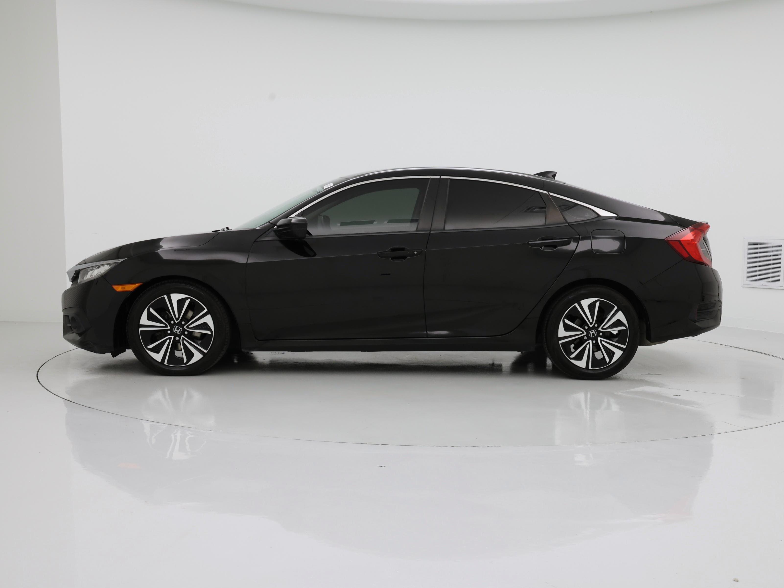 Thumbnail: 2018 Honda Civic - 3