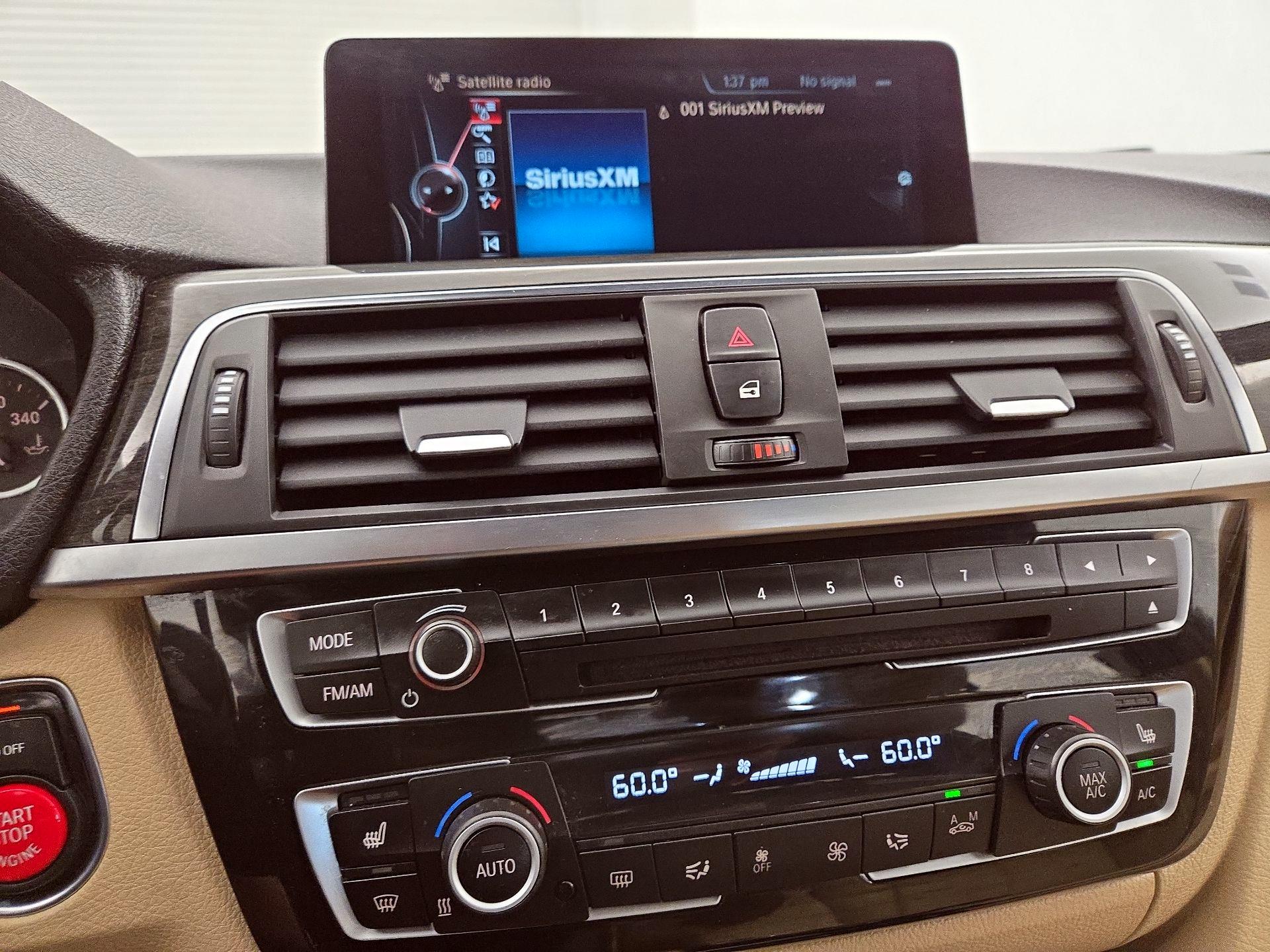 Thumbnail: 2016 BMW 3 Series - 15