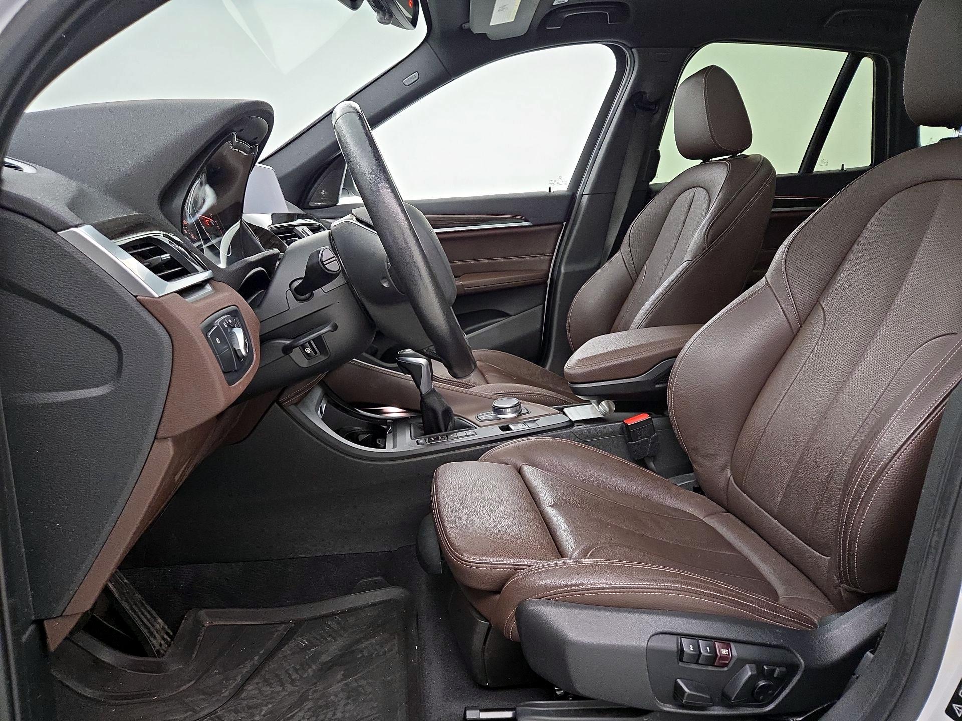 Thumbnail: 2017 BMW X1 - 11