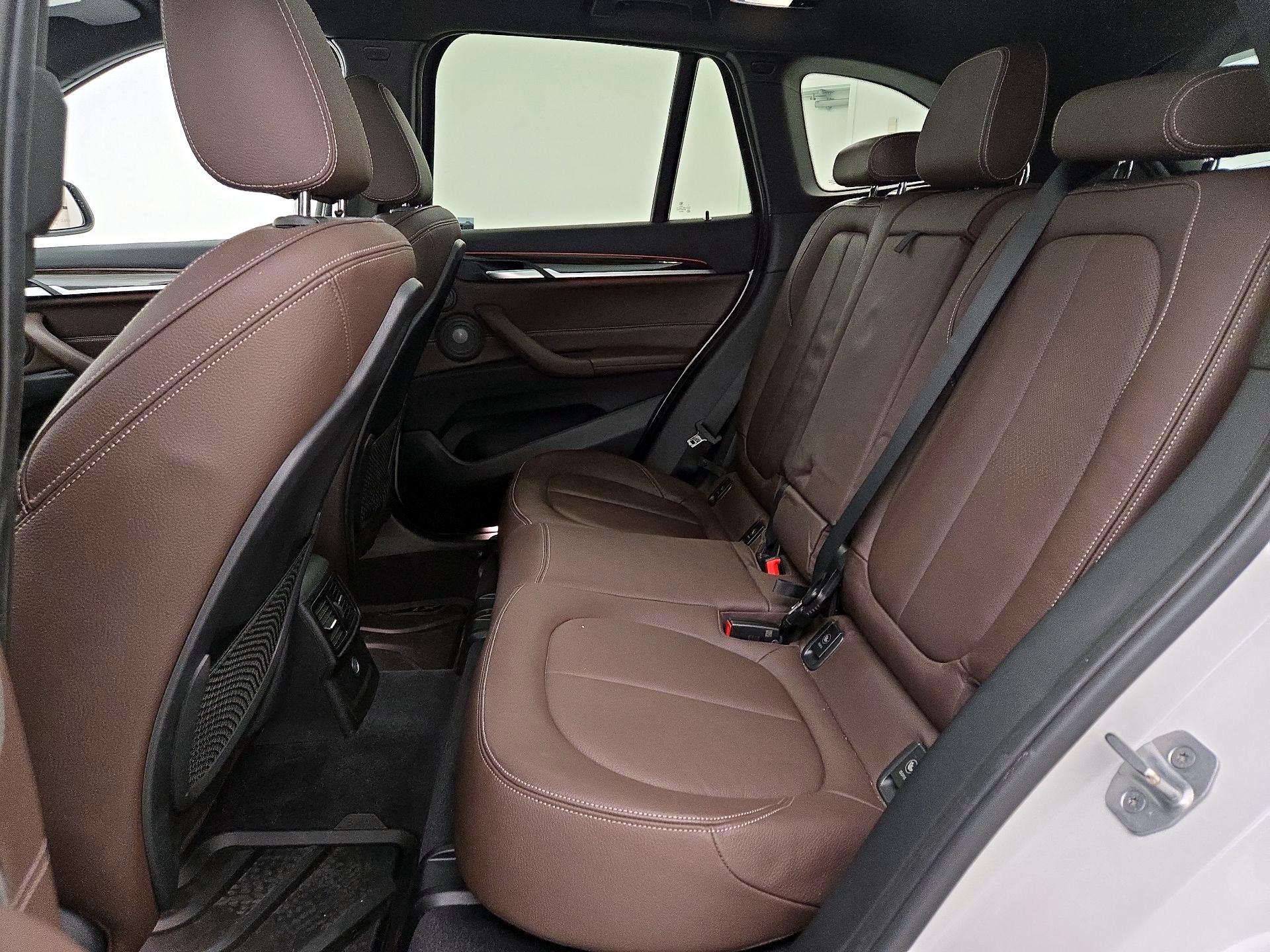 Thumbnail: 2017 BMW X1 - 19
