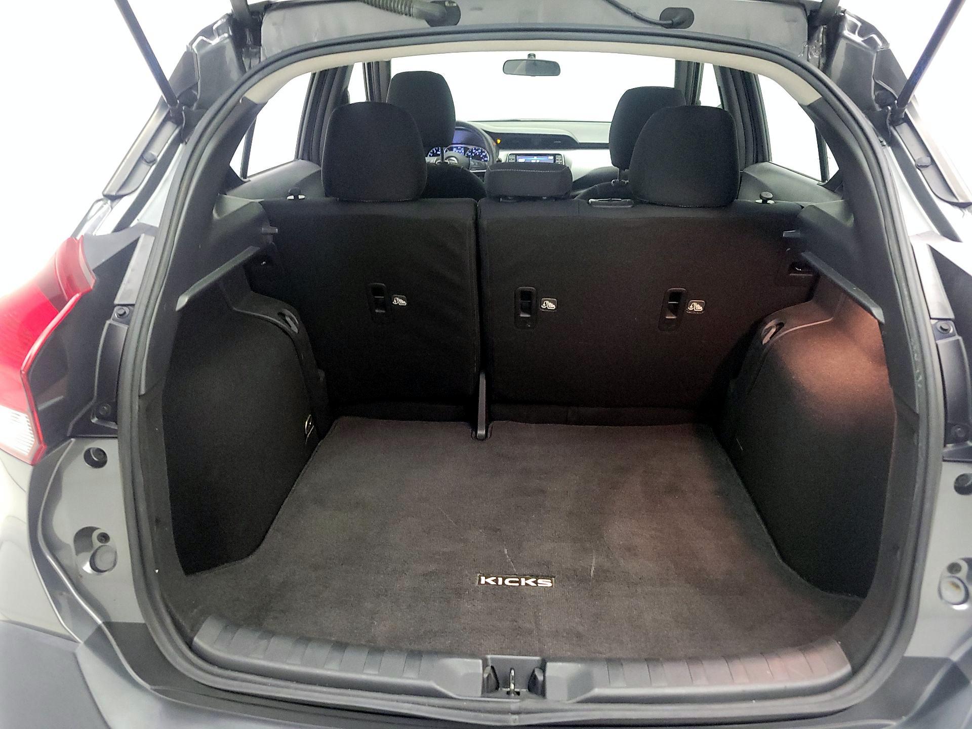 Thumbnail: 2019 Nissan Kicks - 20
