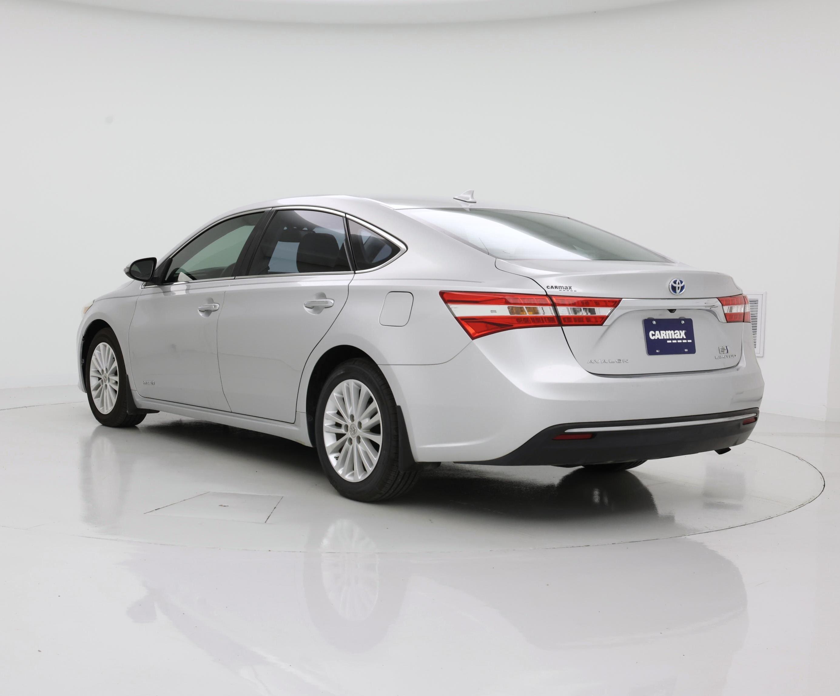 Thumbnail: 2014 Toyota Avalon - 2