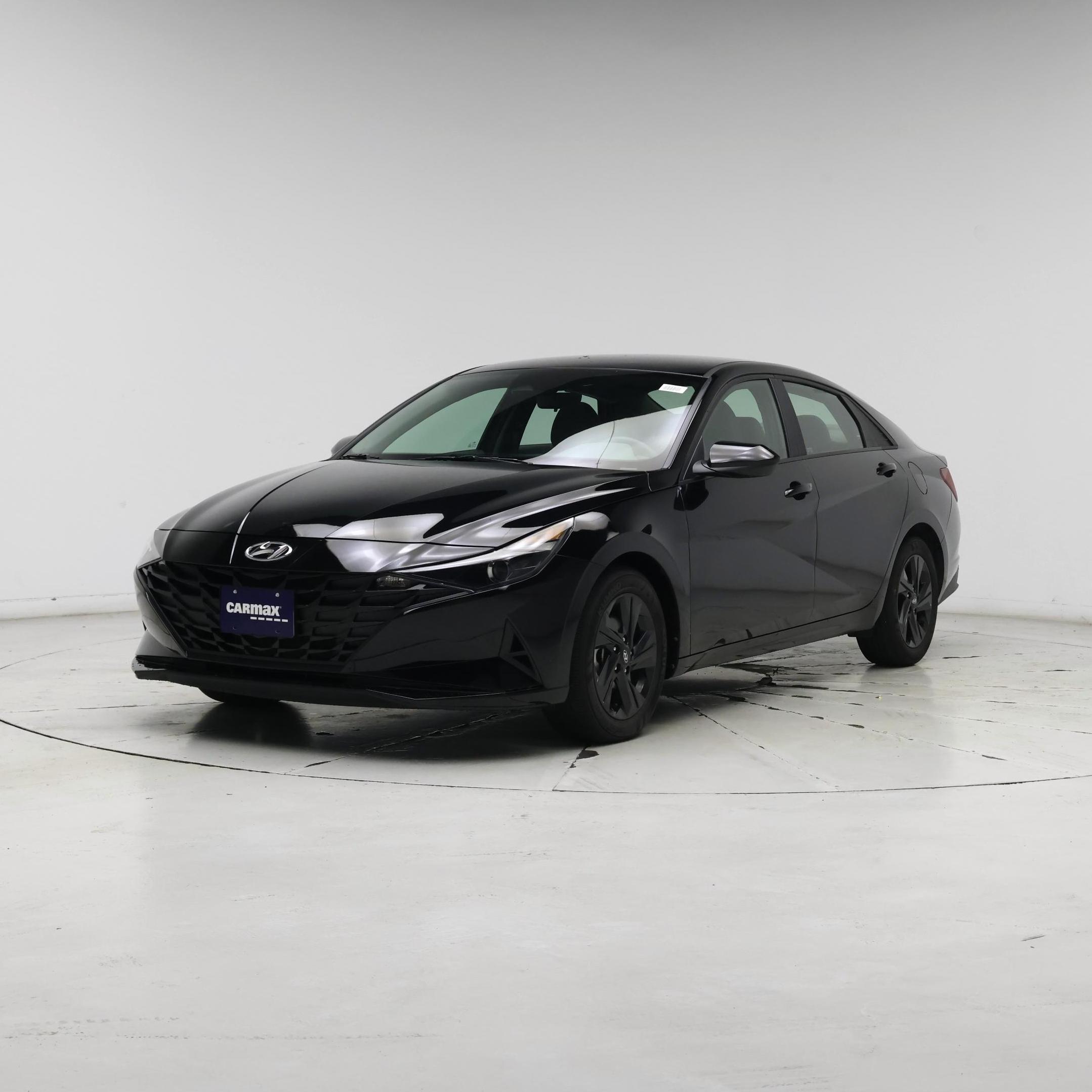 Thumbnail: 2022 Hyundai Elantra - 4