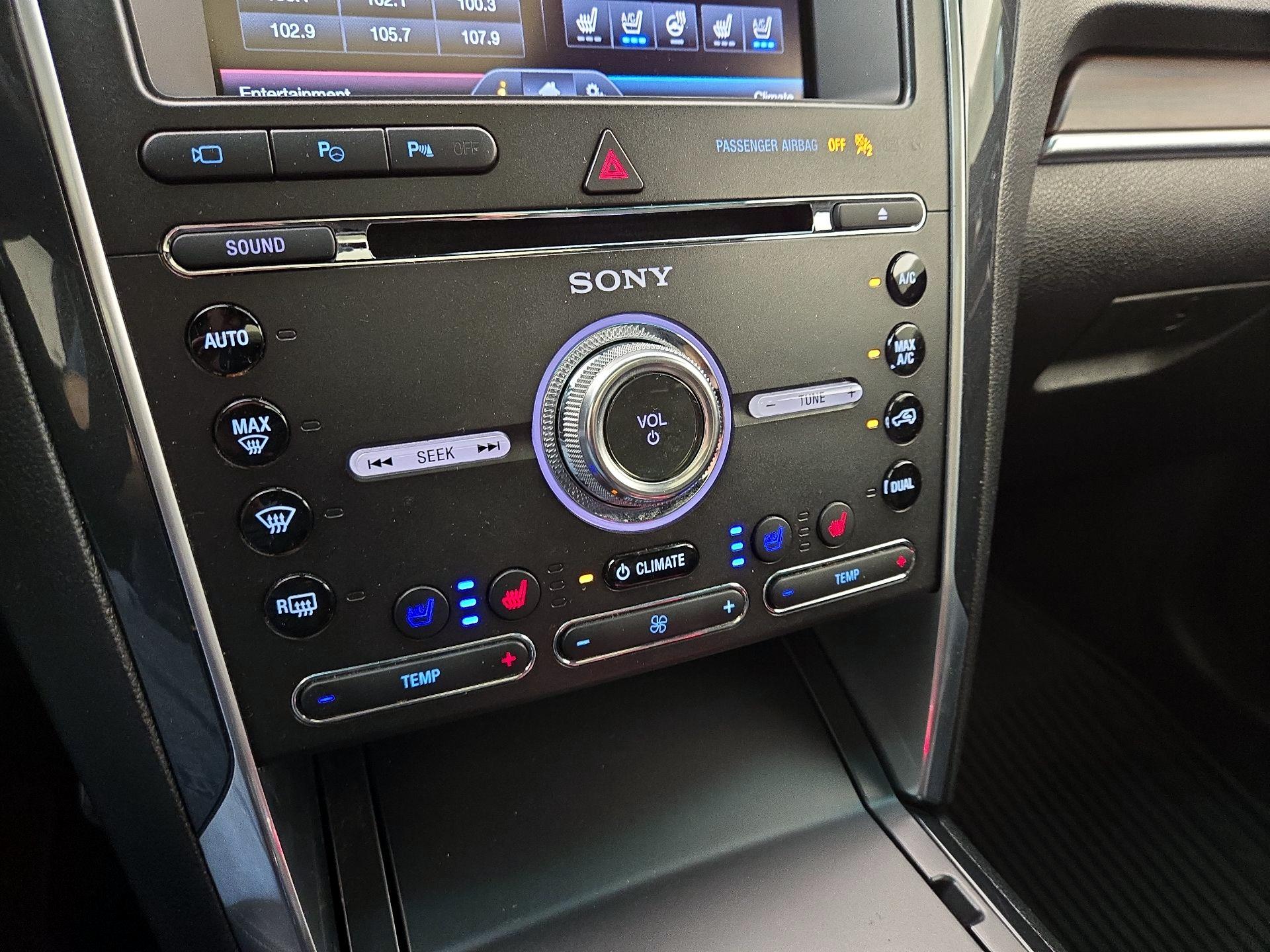 Thumbnail: 2016 Ford Explorer - 16