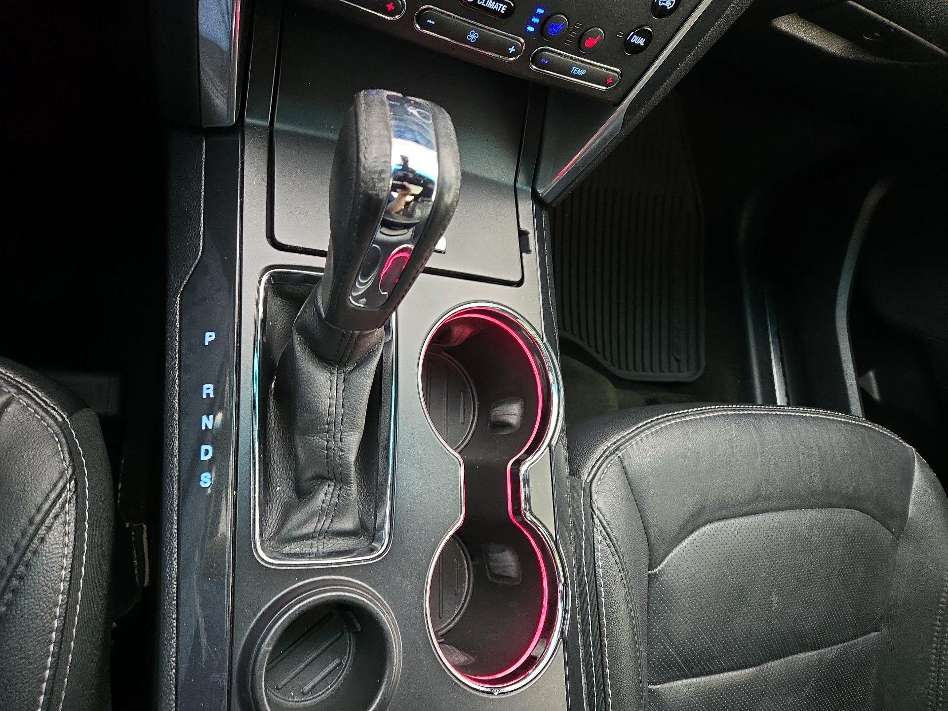 Thumbnail: 2016 Ford Explorer - 17