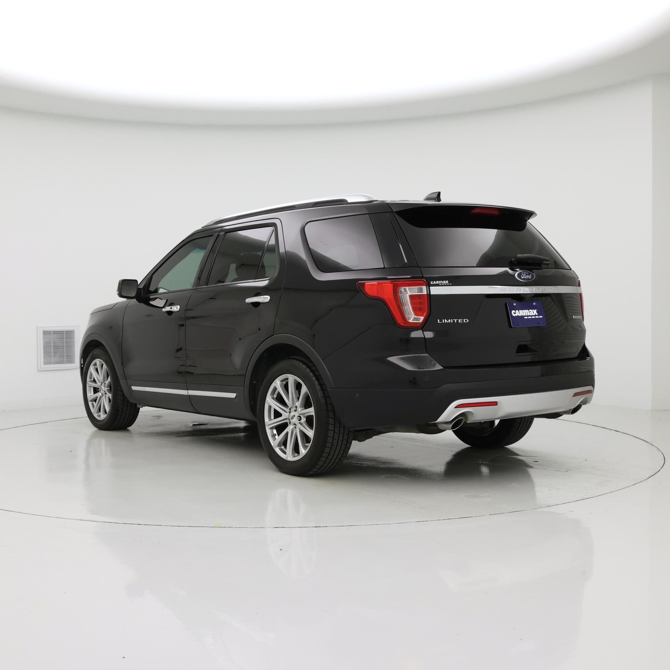 Thumbnail: 2016 Ford Explorer - 2