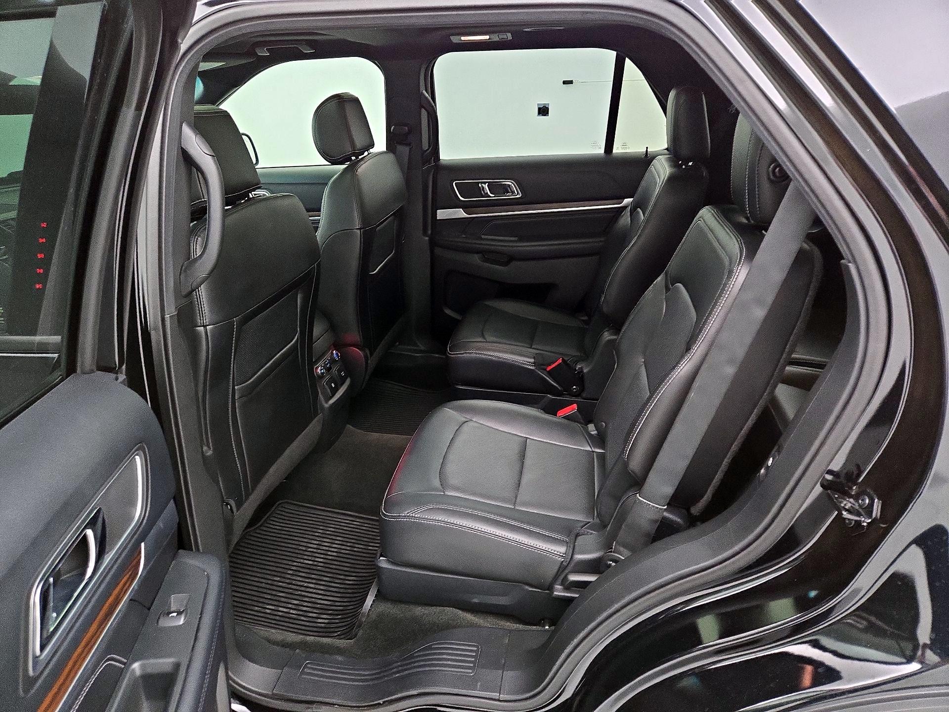 Thumbnail: 2016 Ford Explorer - 20