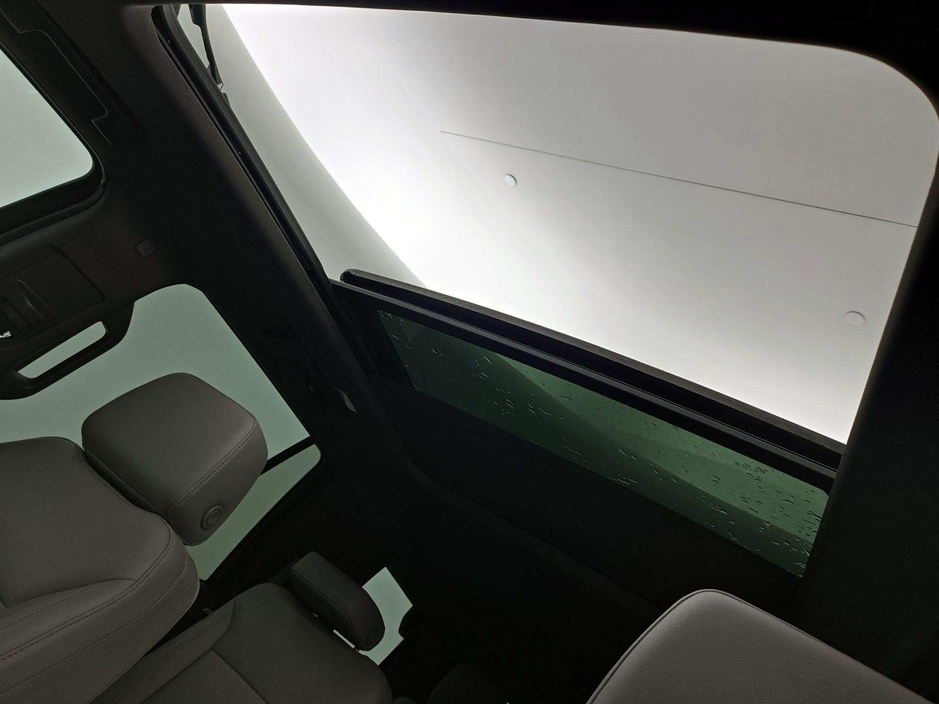 Thumbnail: 2023 Chevrolet Tahoe - 20