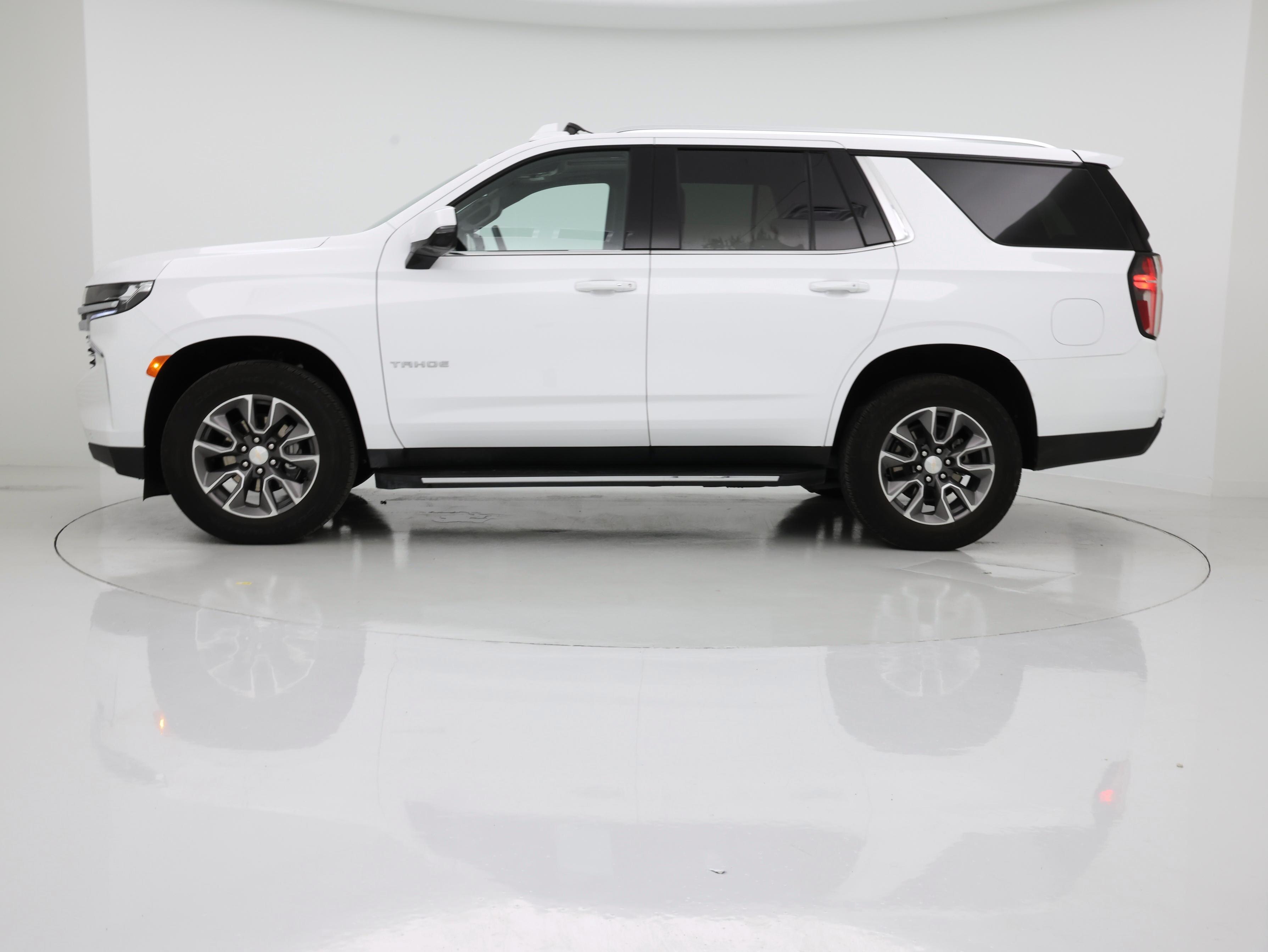 Thumbnail: 2023 Chevrolet Tahoe - 3
