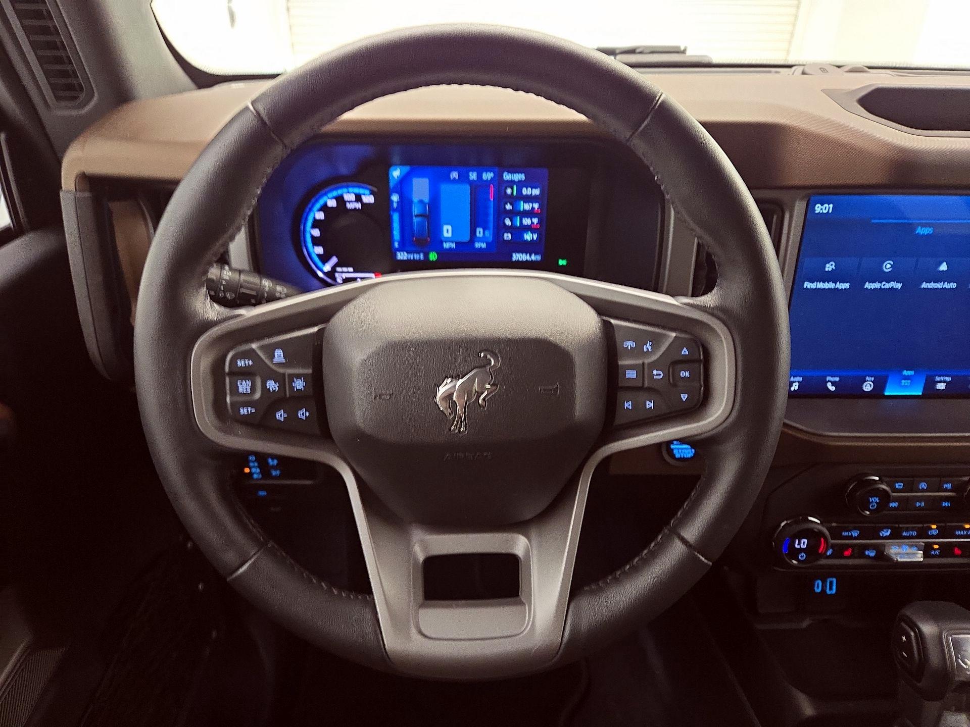 Thumbnail: 2023 Ford Bronco - 10