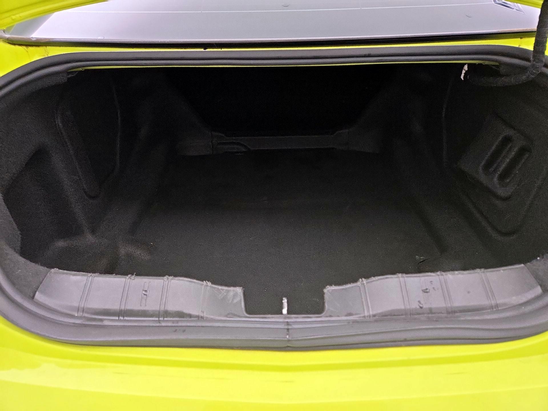 Thumbnail: 2020 Chevrolet Camaro - 19