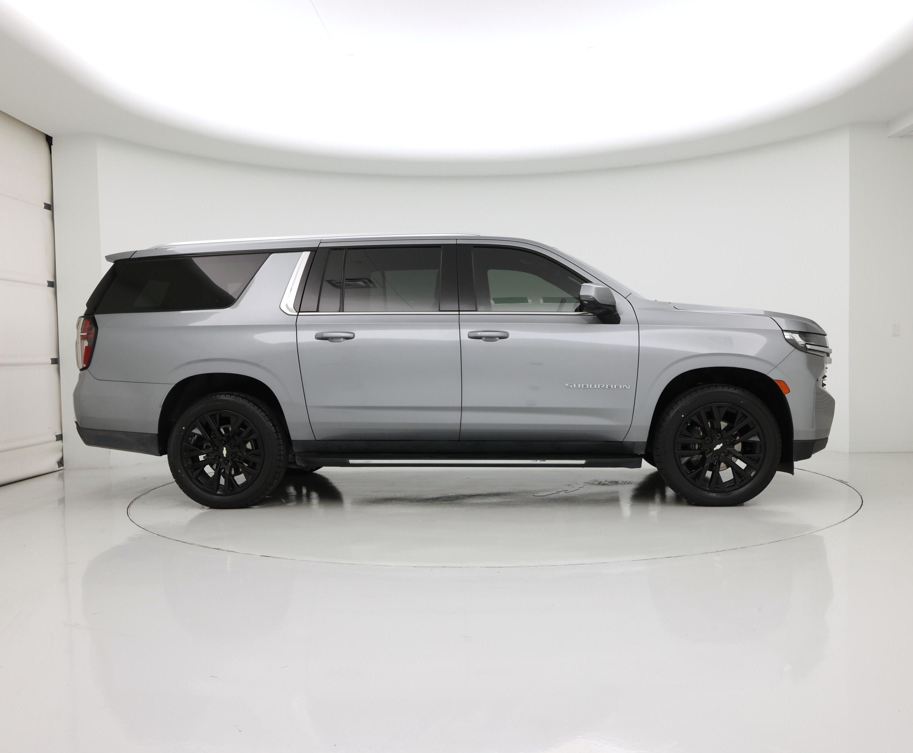 Thumbnail: 2023 Chevrolet Suburban - 7