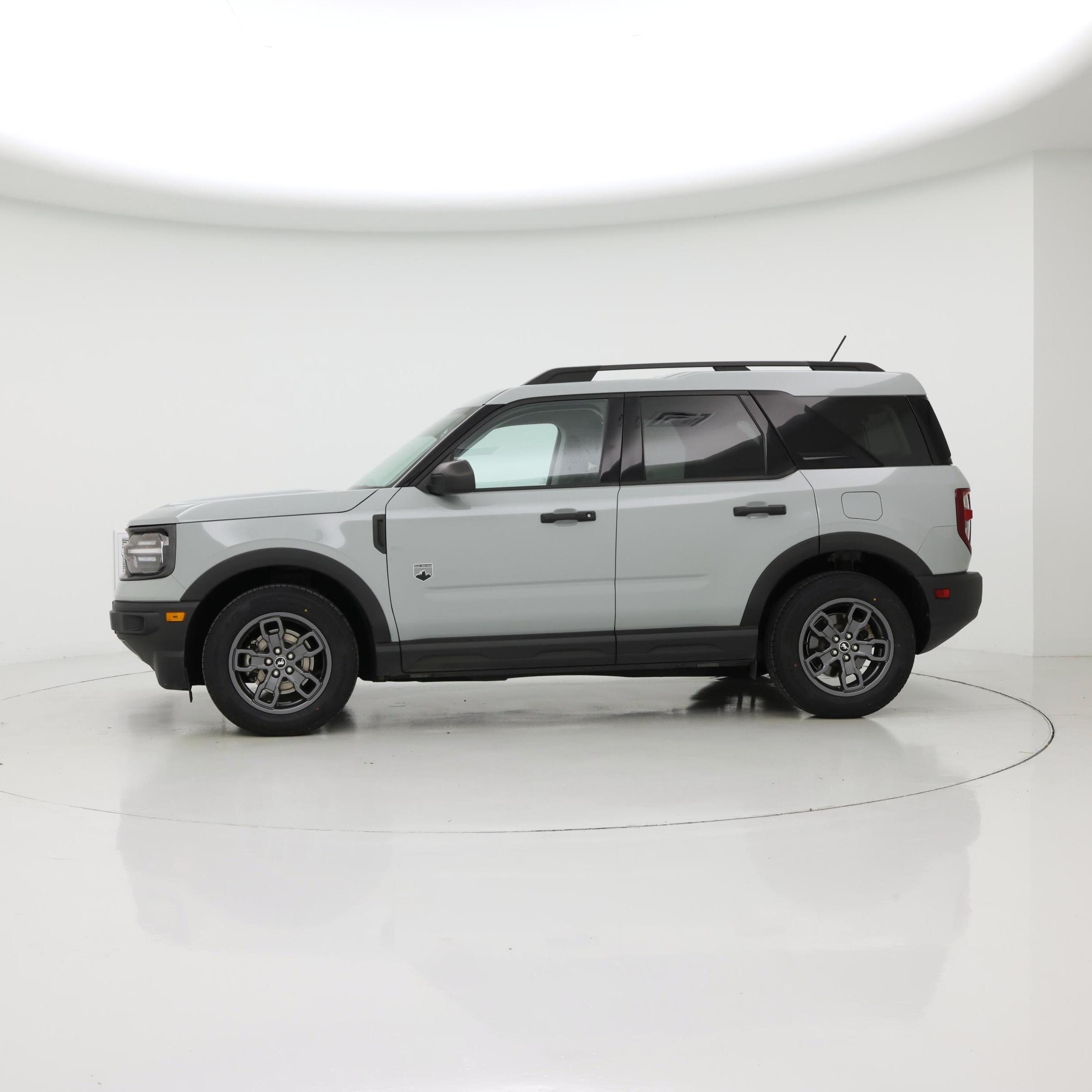 Thumbnail: 2021 Ford Bronco Sport - 3
