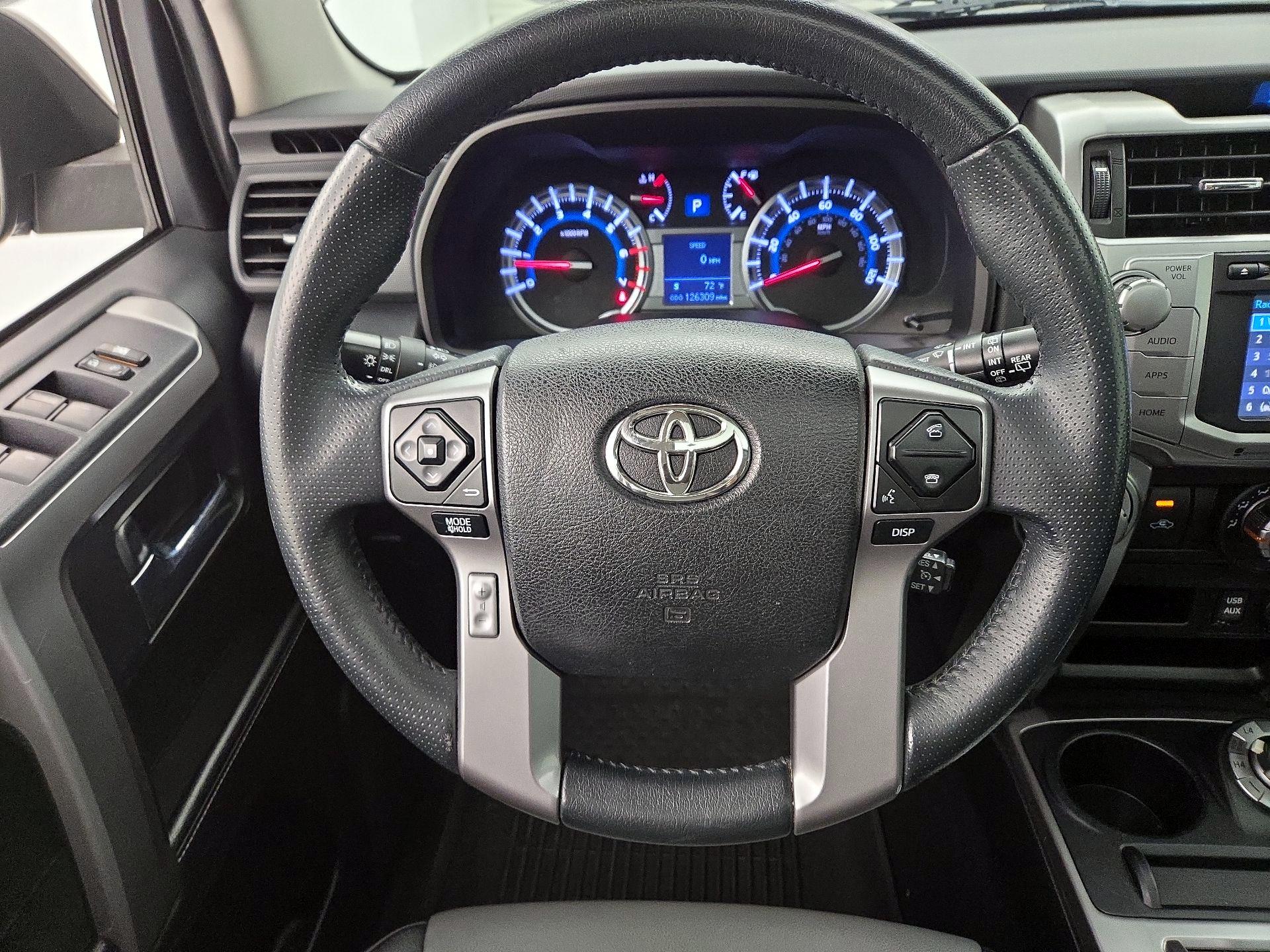 Thumbnail: 2016 Toyota 4Runner - 10