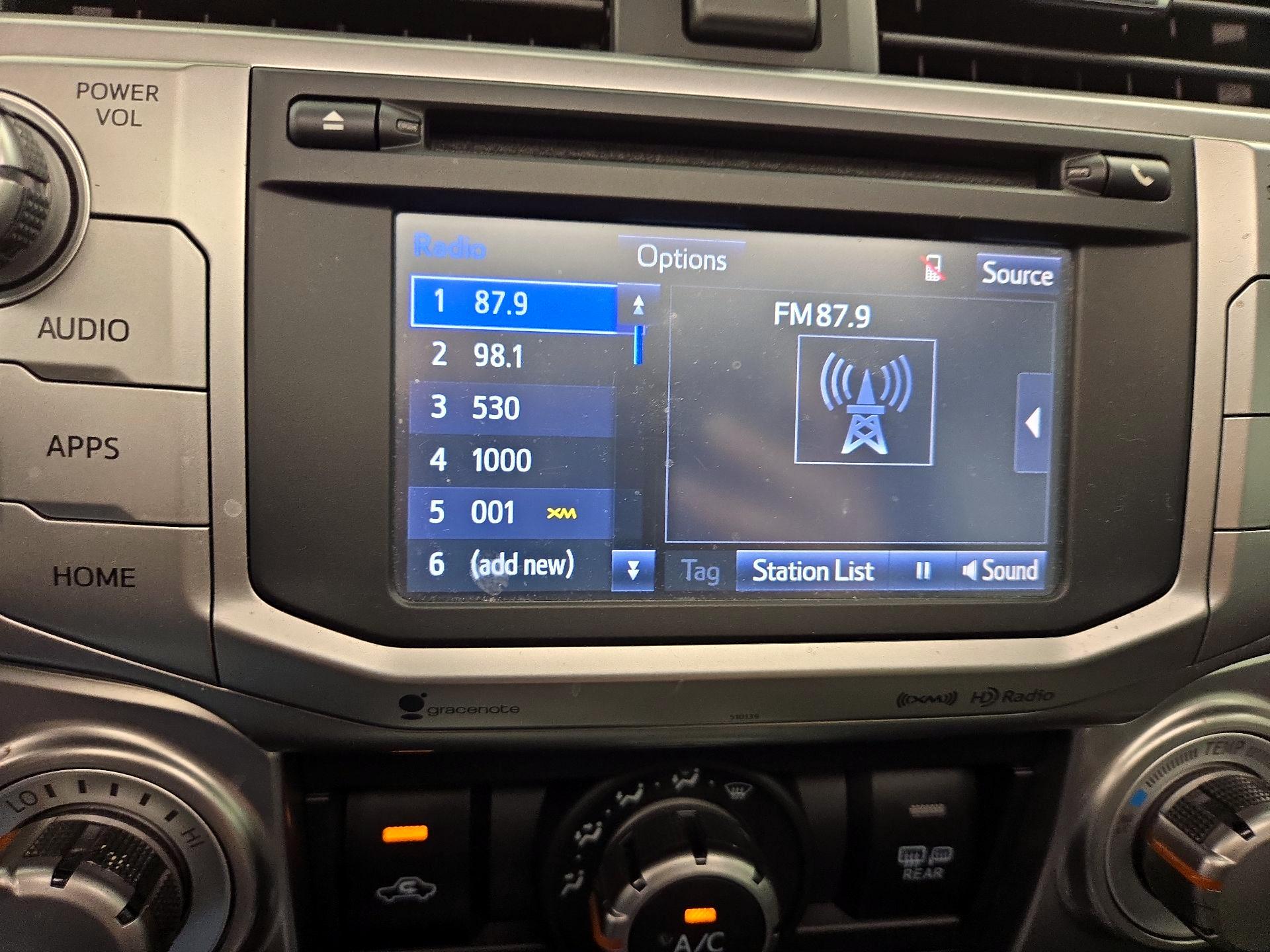 Thumbnail: 2016 Toyota 4Runner - 16