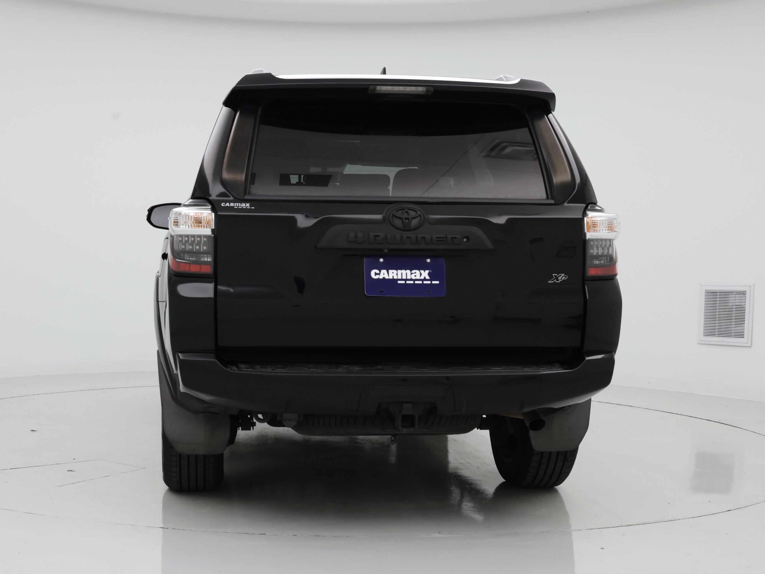 Thumbnail: 2016 Toyota 4Runner - 6