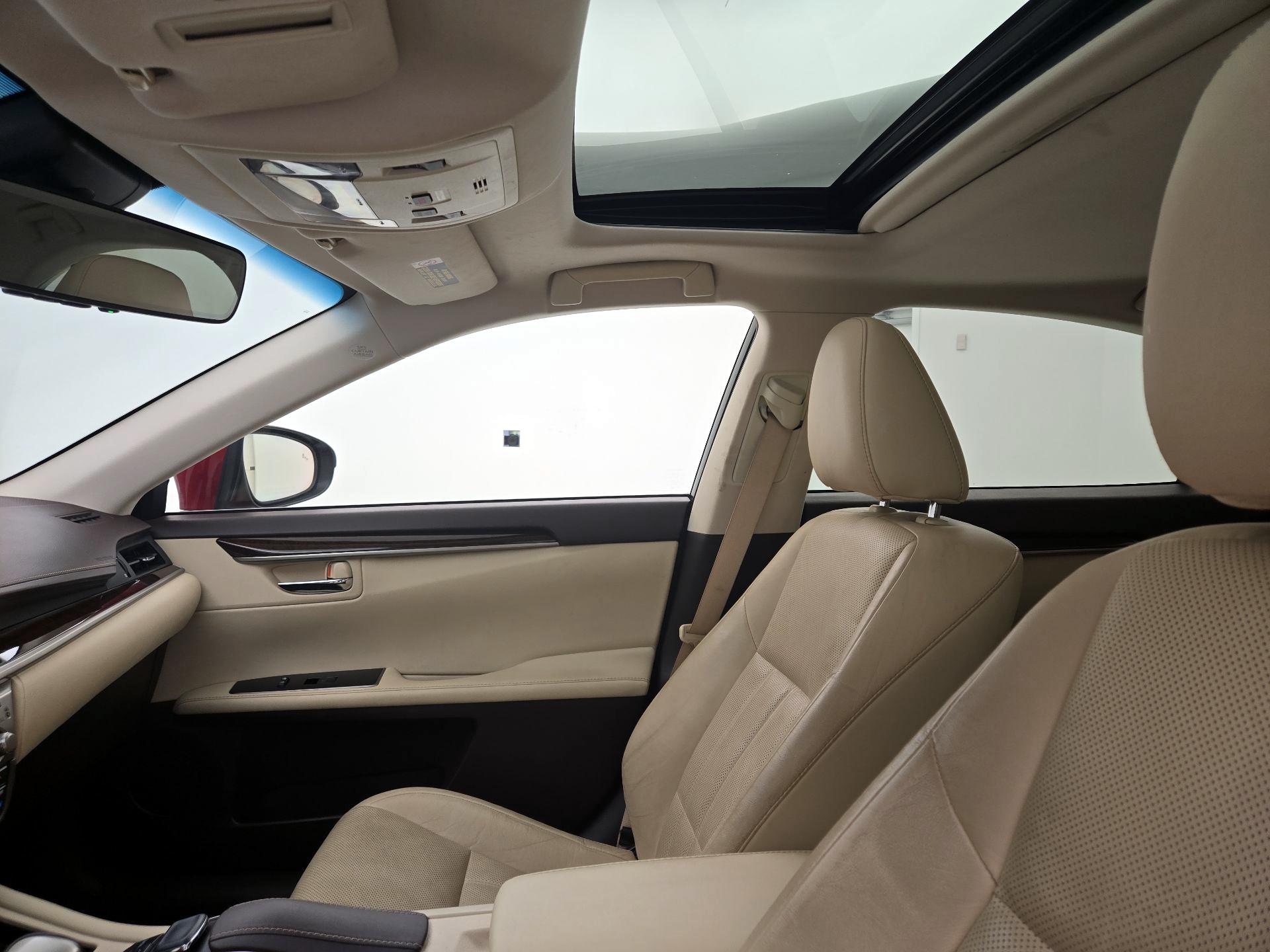 Thumbnail: 2016 Lexus ES - 19
