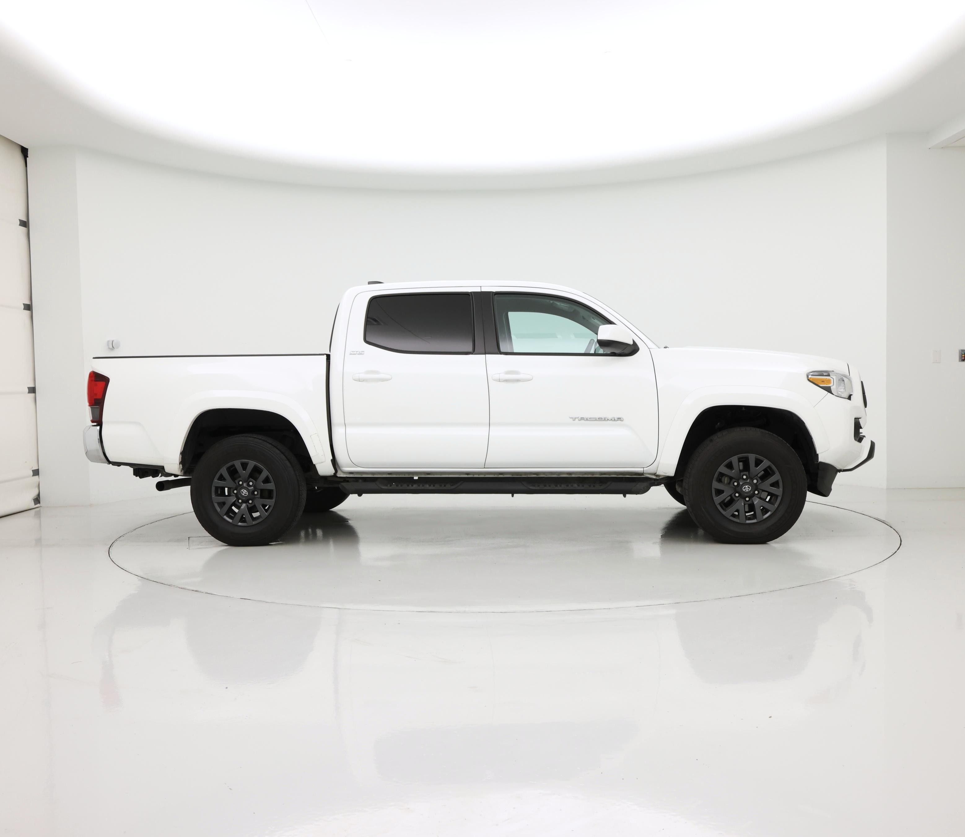 Thumbnail: 2023 Toyota Tacoma - 7