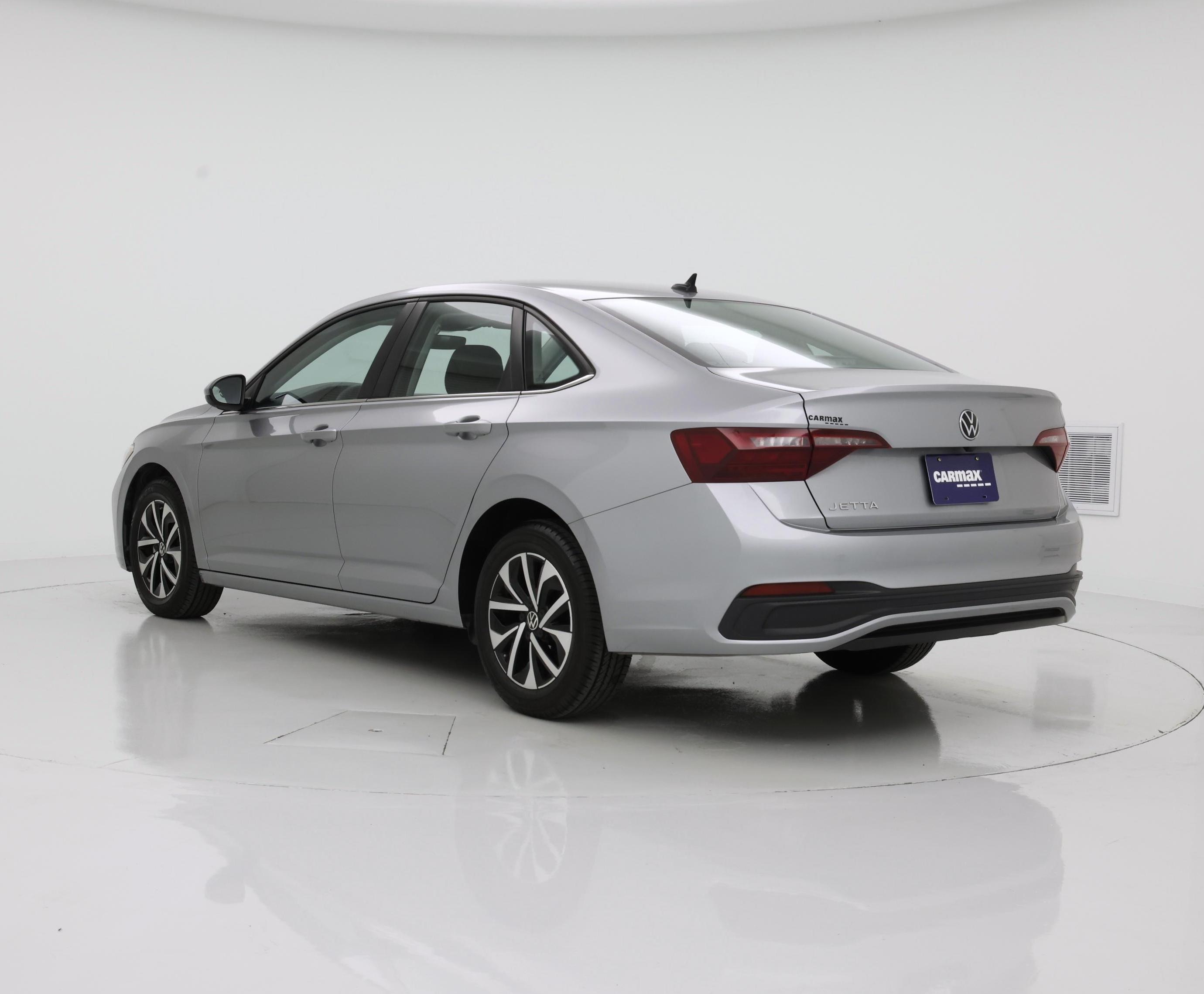 Thumbnail: 2023 Volkswagen Jetta - 2