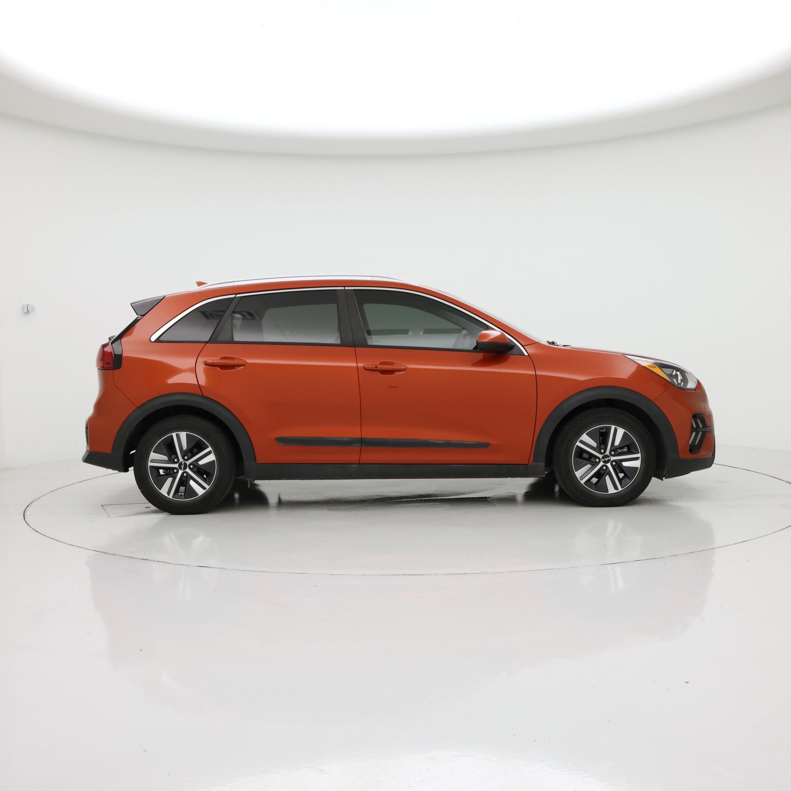 Thumbnail: 2022 Kia Niro - 7