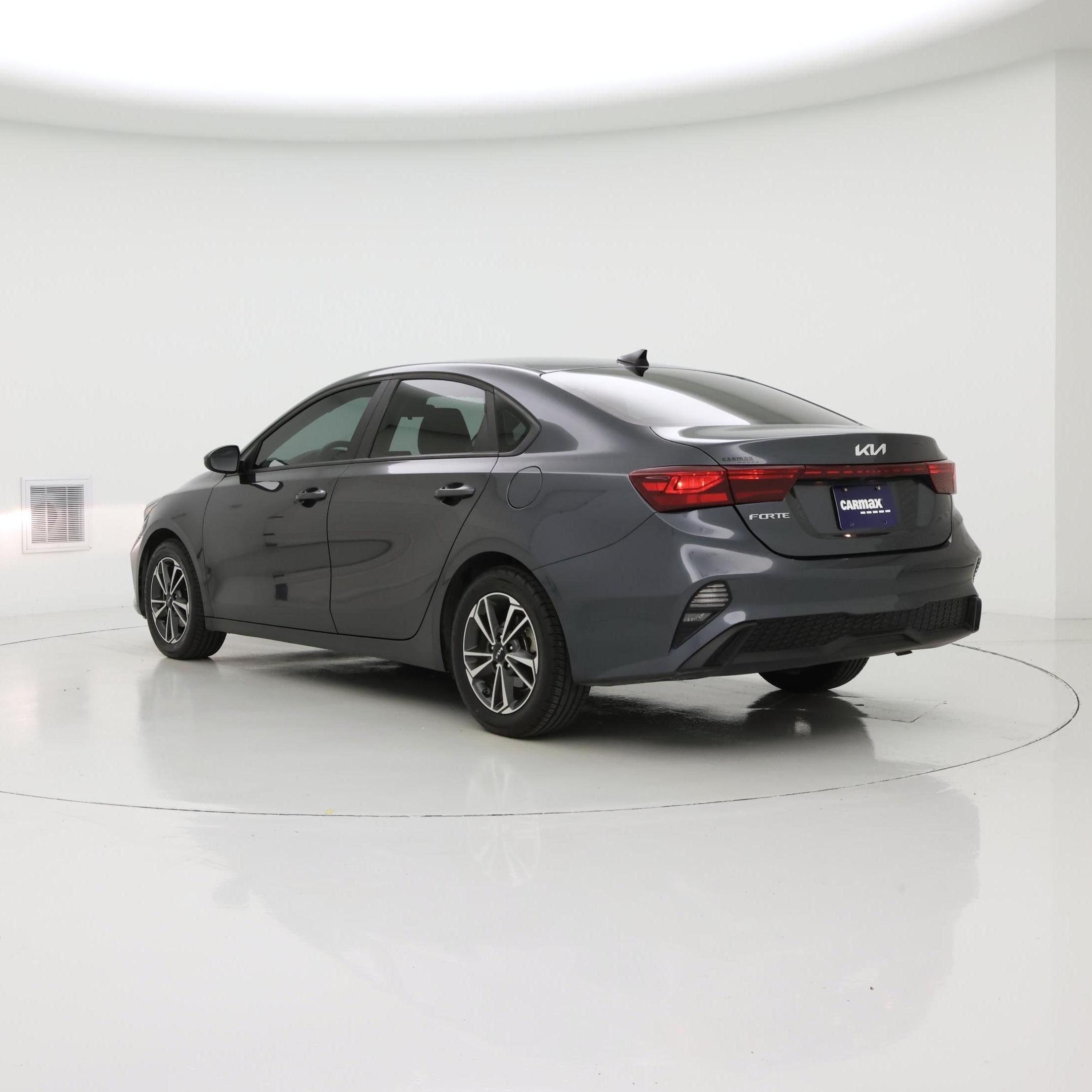 Thumbnail: 2023 Kia Forte - 2