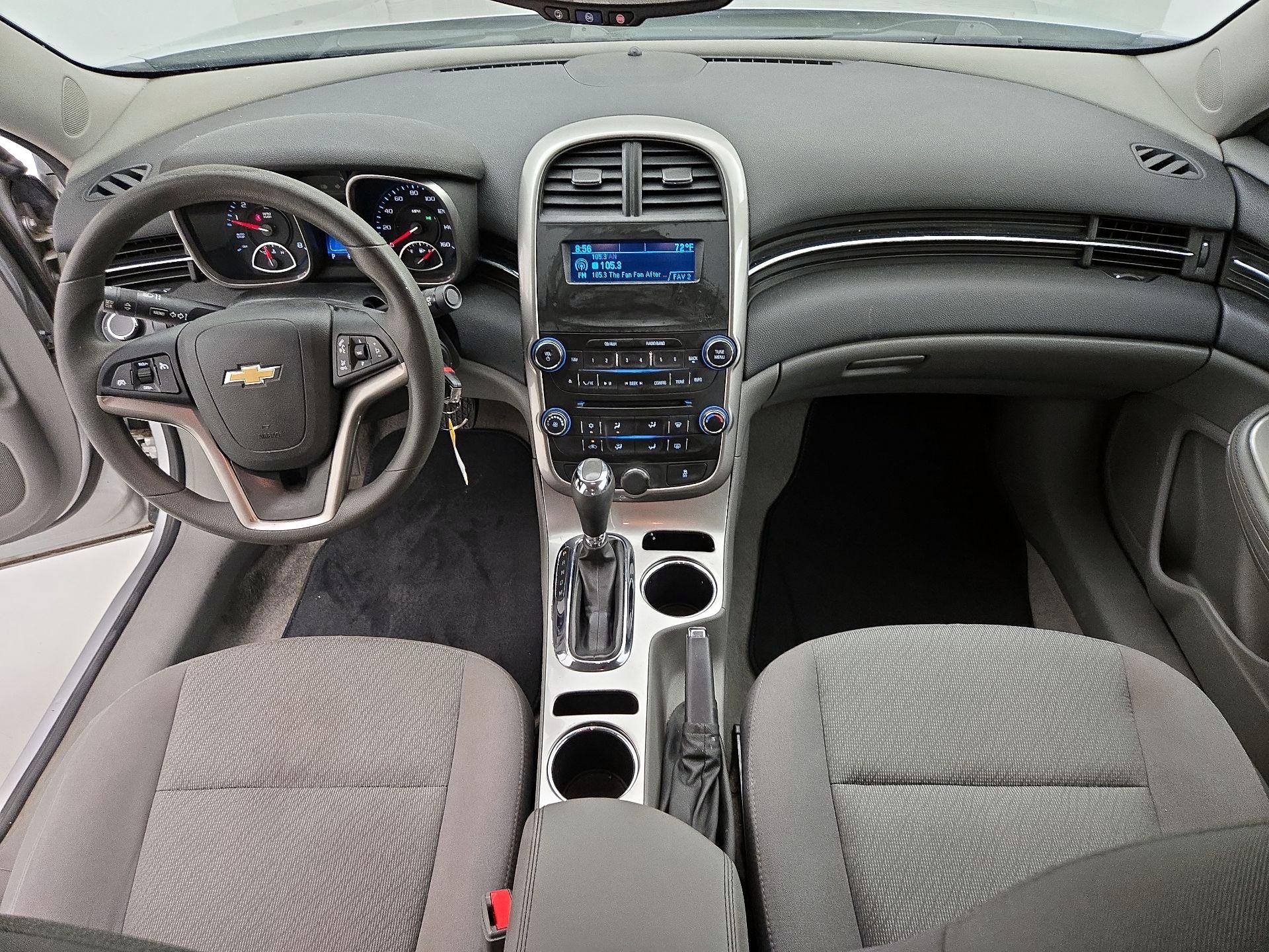 Thumbnail: 2014 Chevrolet Malibu - 9