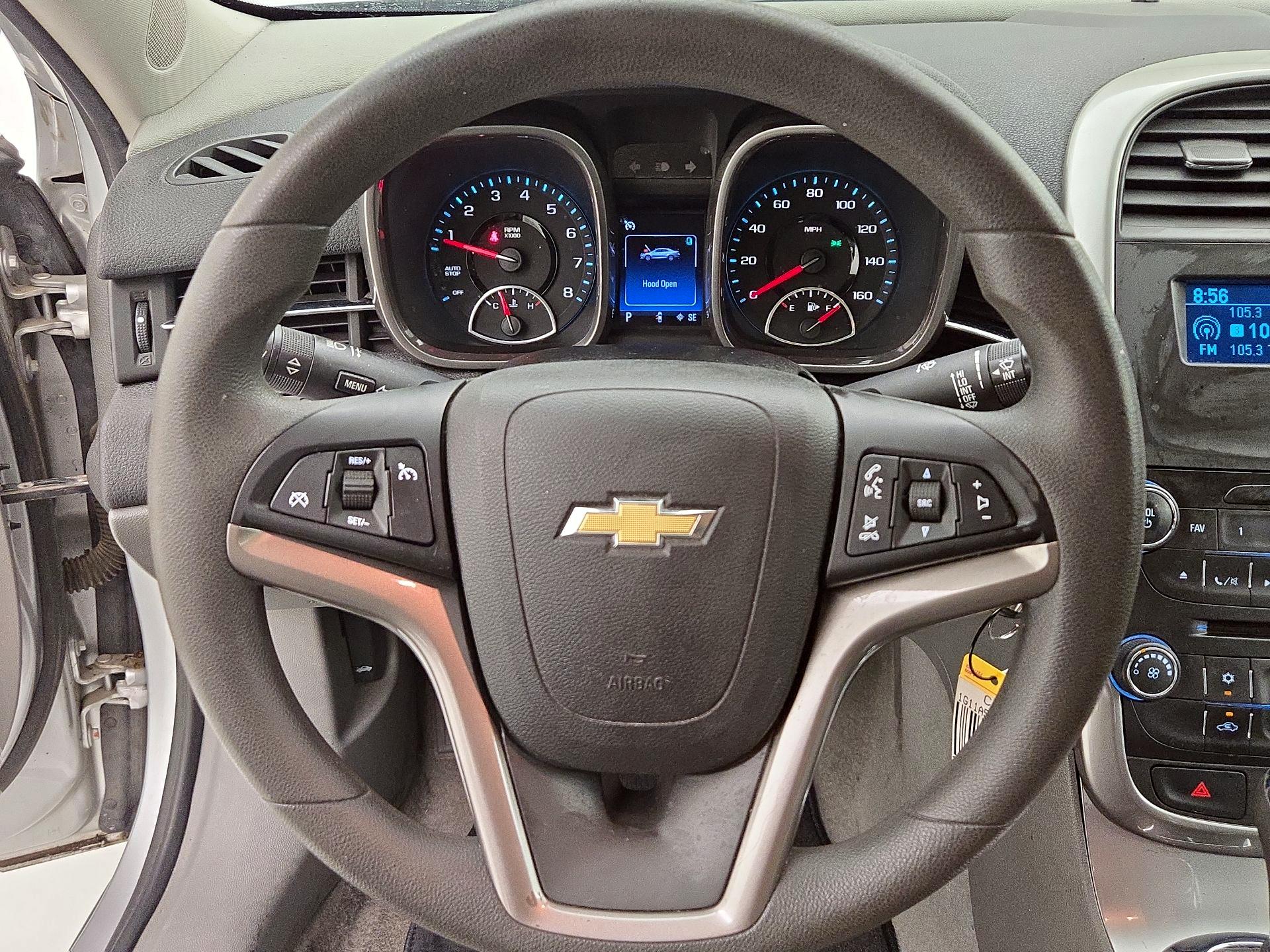Thumbnail: 2014 Chevrolet Malibu - 10