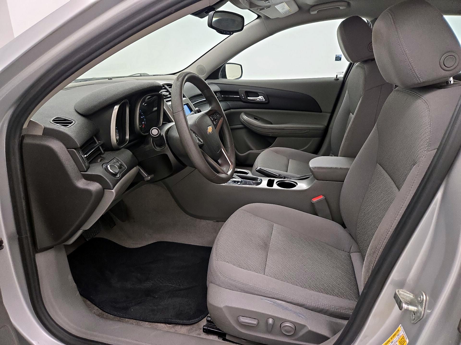 Thumbnail: 2014 Chevrolet Malibu - 11