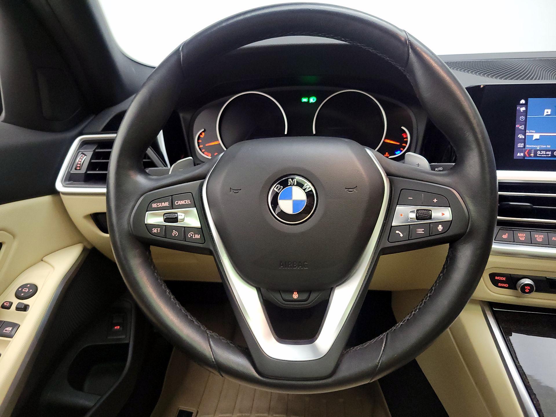 Thumbnail: 2020 BMW 3 Series - 10