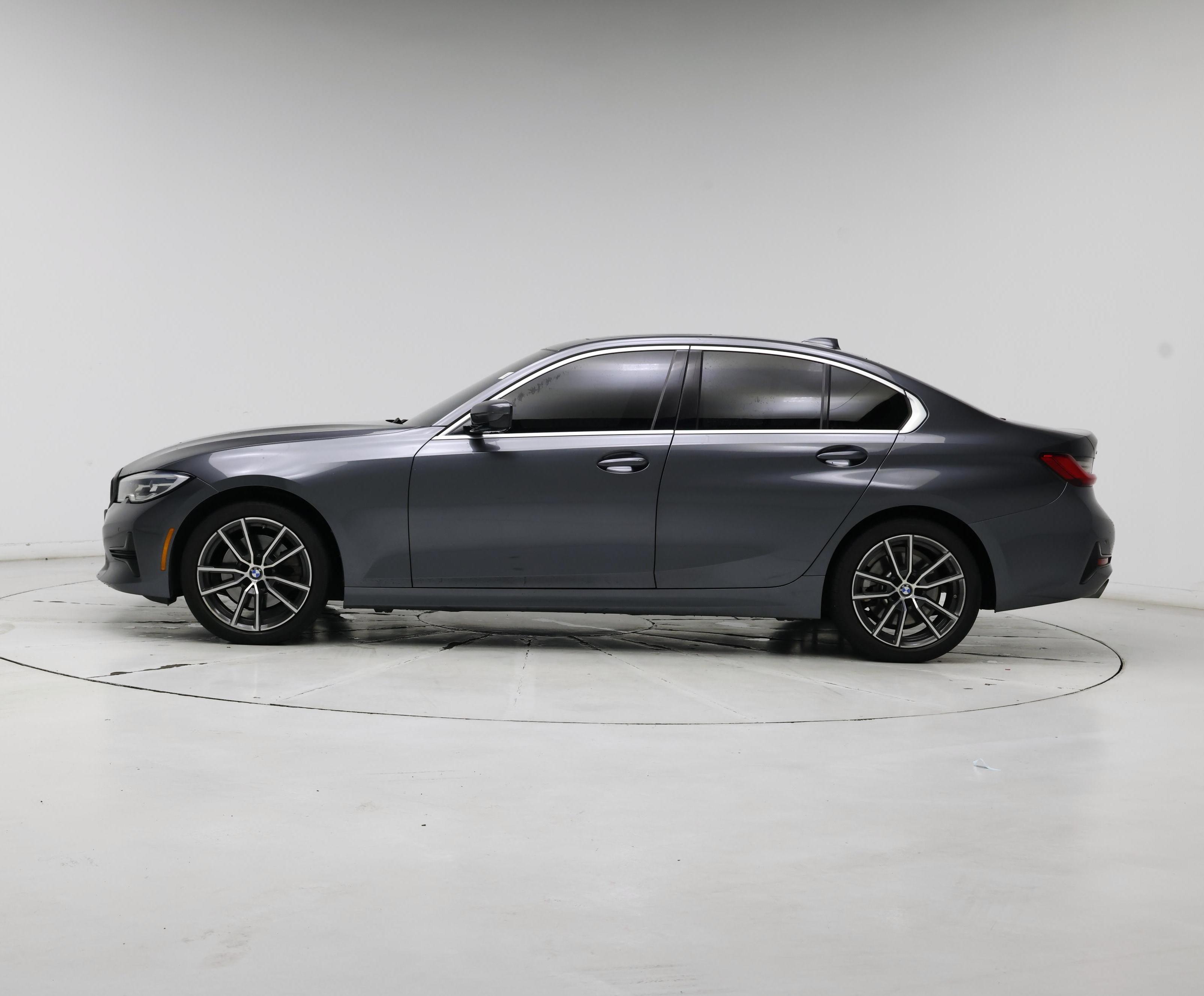 Thumbnail: 2020 BMW 3 Series - 3